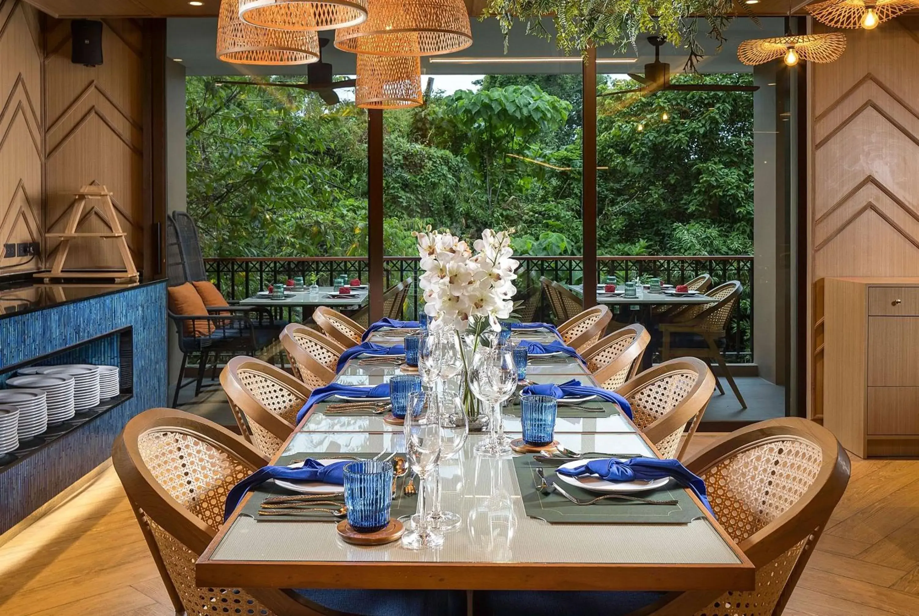 Restaurant/places to eat in The Proud Karon Beach Phuket Trademark Collection By Wyndham Restaurant/places to eat in The Proud Karon Beach Phuket Trademark Collection By Wyndham