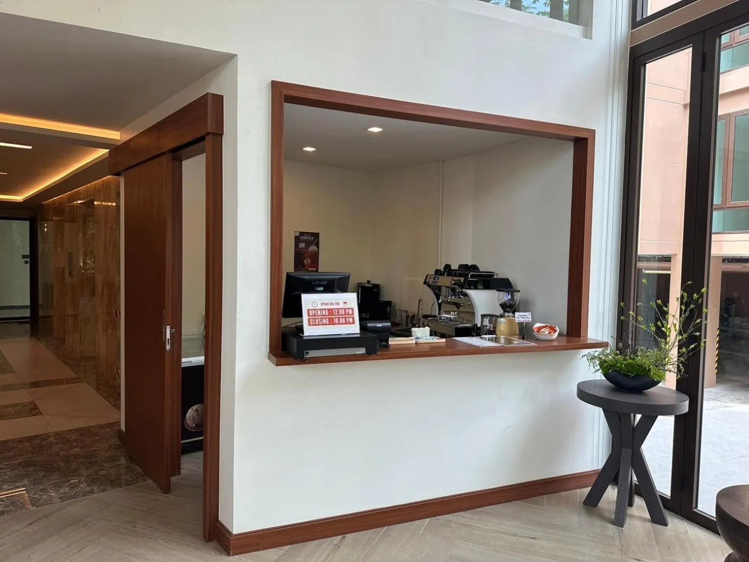 Coffee/tea facilities in The Proud Karon Beach Phuket Trademark Collection By Wyndham