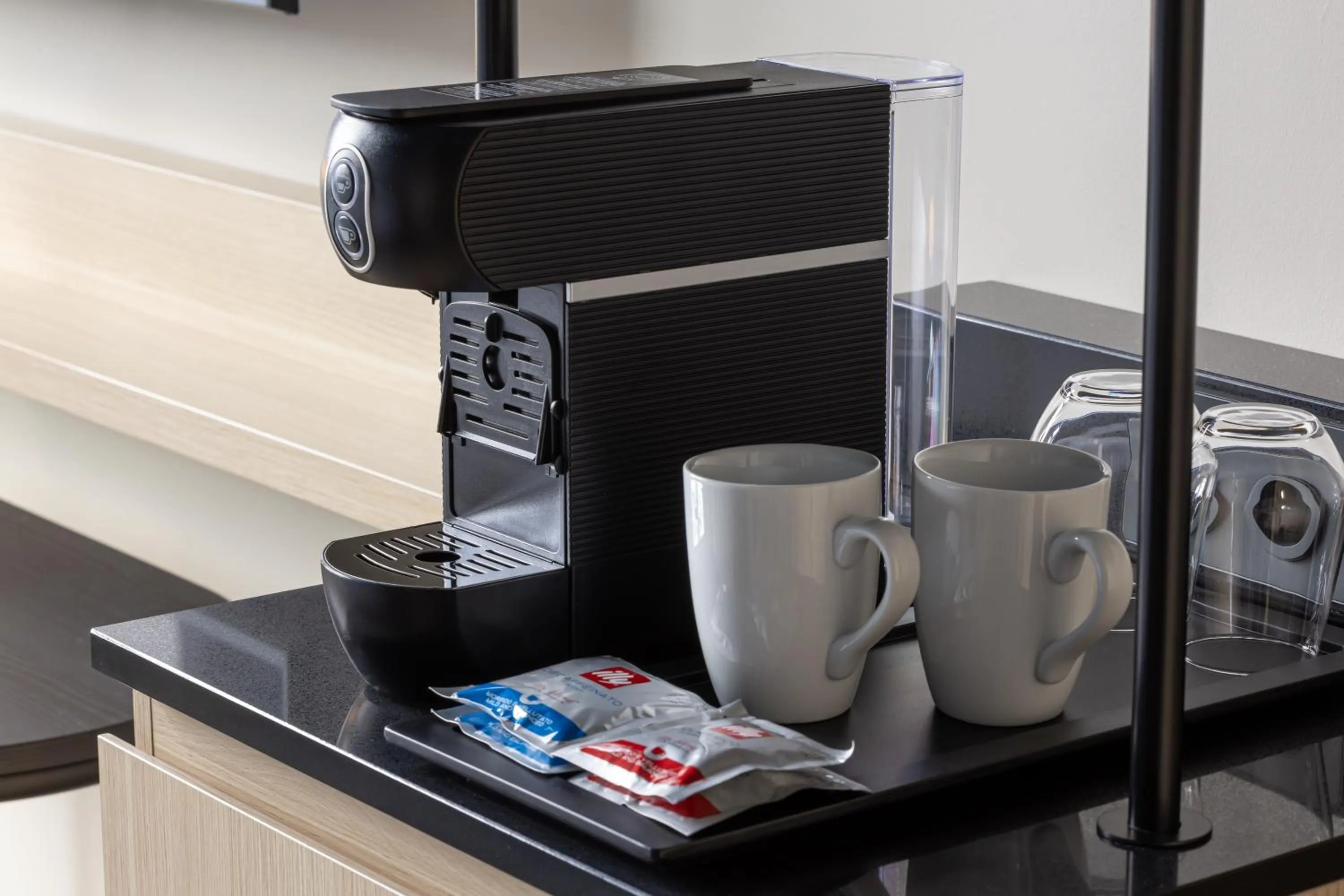 Coffee/tea facilities in Hyatt Place Rouen