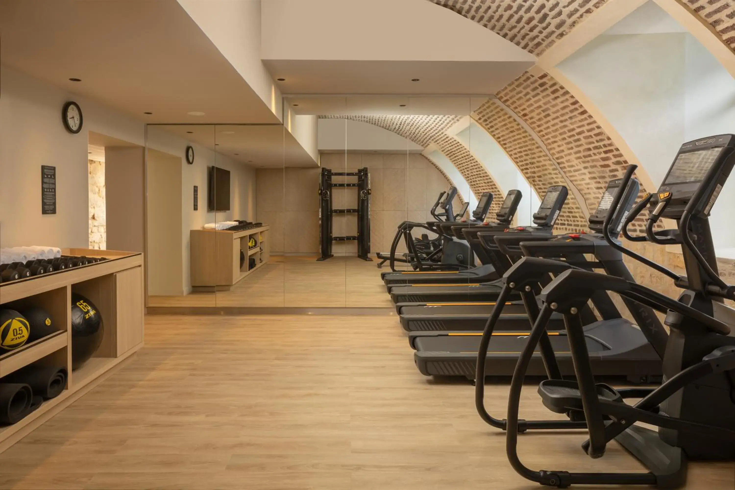 Fitness centre/facilities in Hyatt Place Rouen Fitness centre/facilities in Hyatt Place Rouen