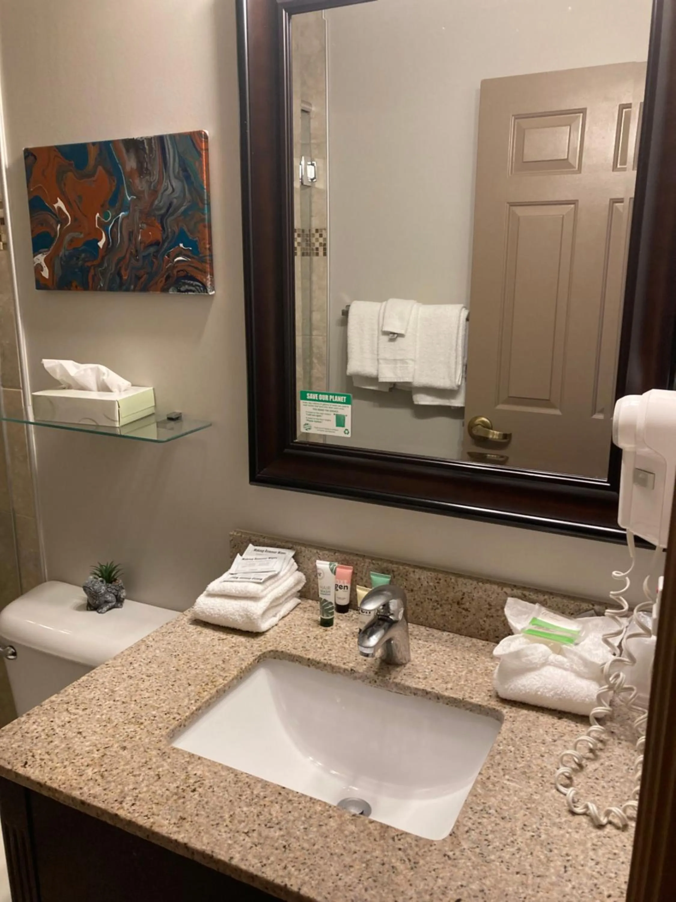 Bathroom in Ashley Quarters Hotel Airport-Cincinnati