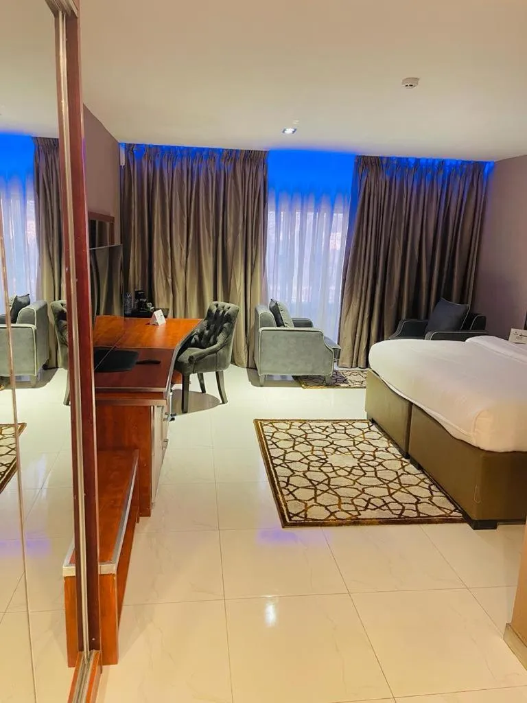Photo of the whole room, Bed in Boulevard Owerri Hotel