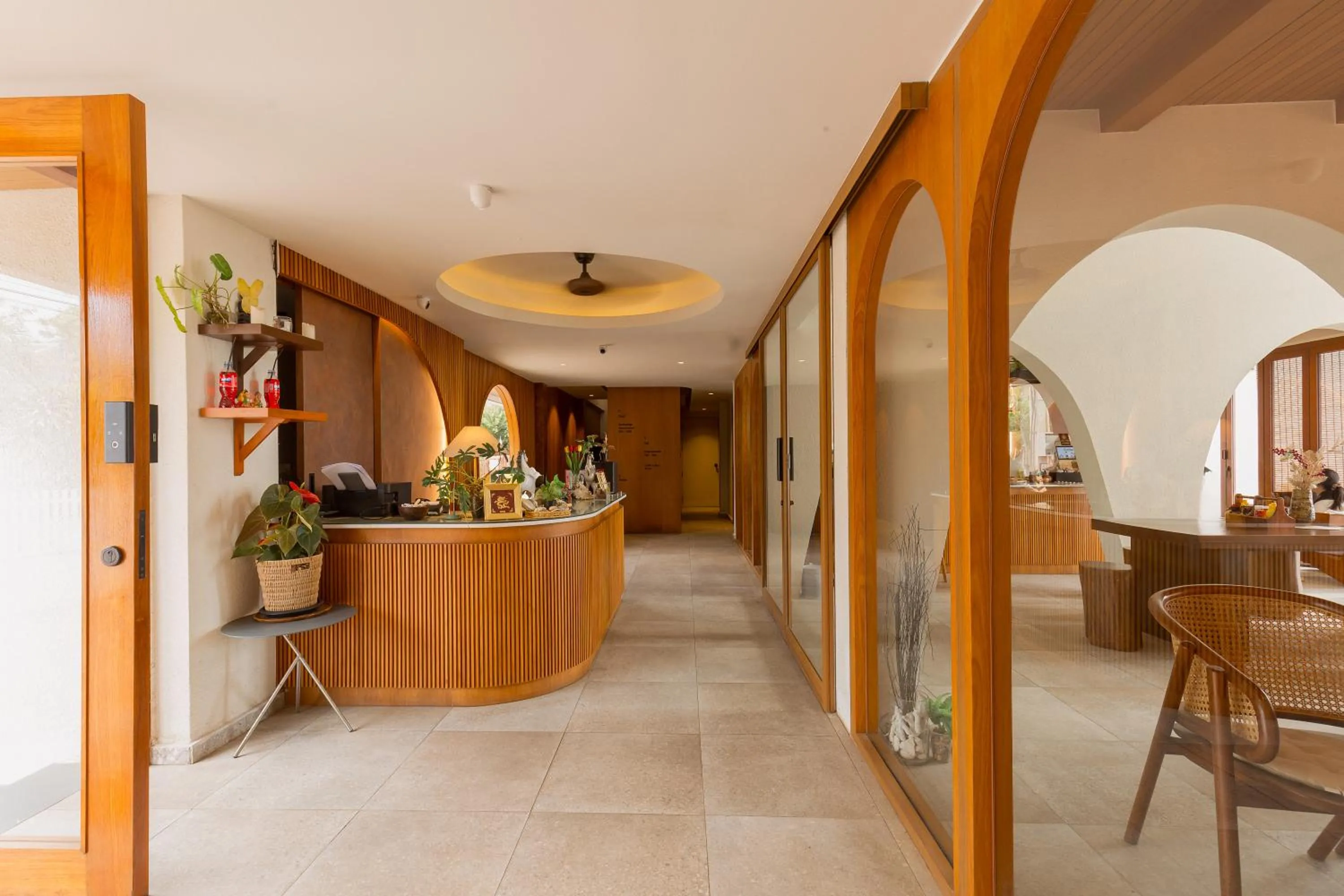 Tasana bar and luxury resort