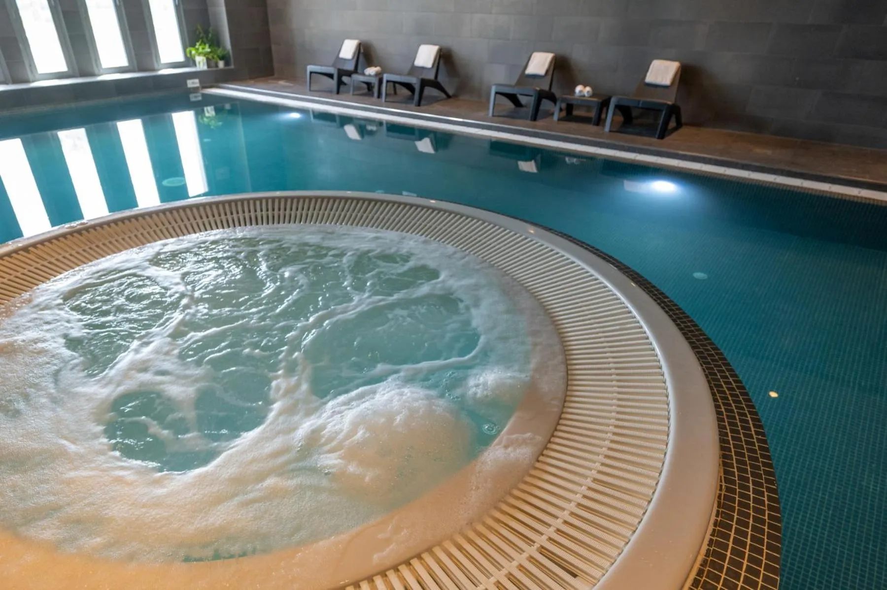 Hot Tub in Nemea Appart Hotel Nice Arenas Aéroport