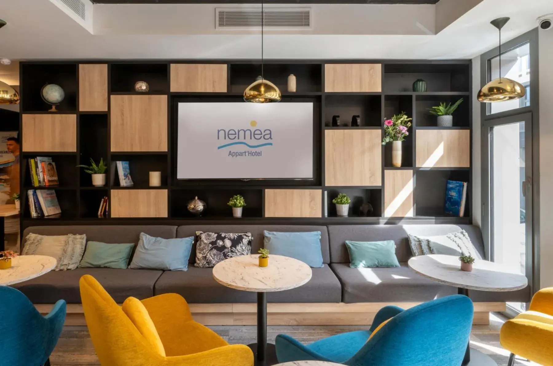 Lobby or reception in Nemea Appart Hotel Nice Arenas Aéroport Lobby or reception in Nemea Appart Hotel Nice Arenas Aéroport