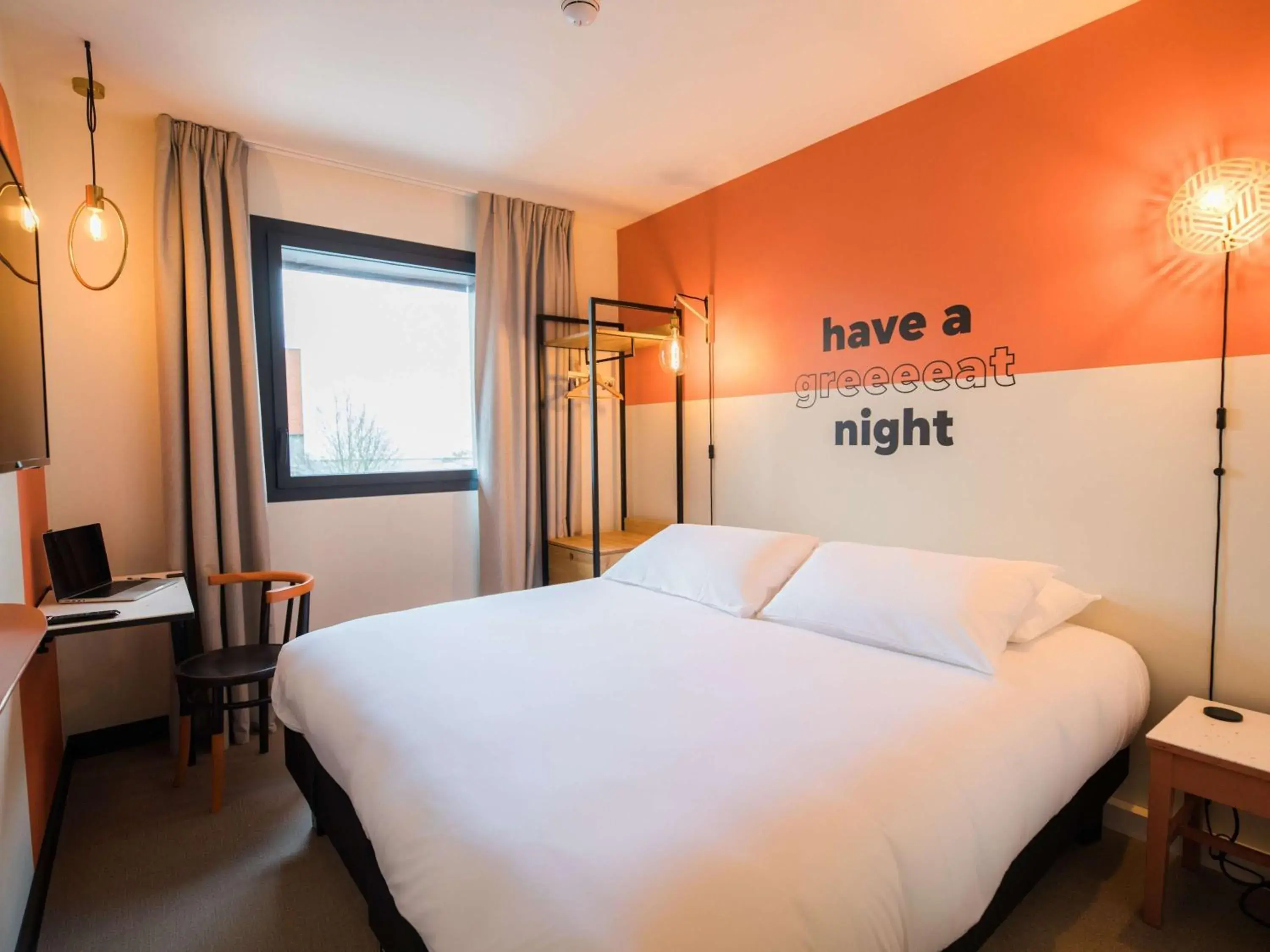 Bedroom, Bed in Greet Hotel Brest Aéroport Bedroom, Bed in Greet Hotel Brest Aéroport