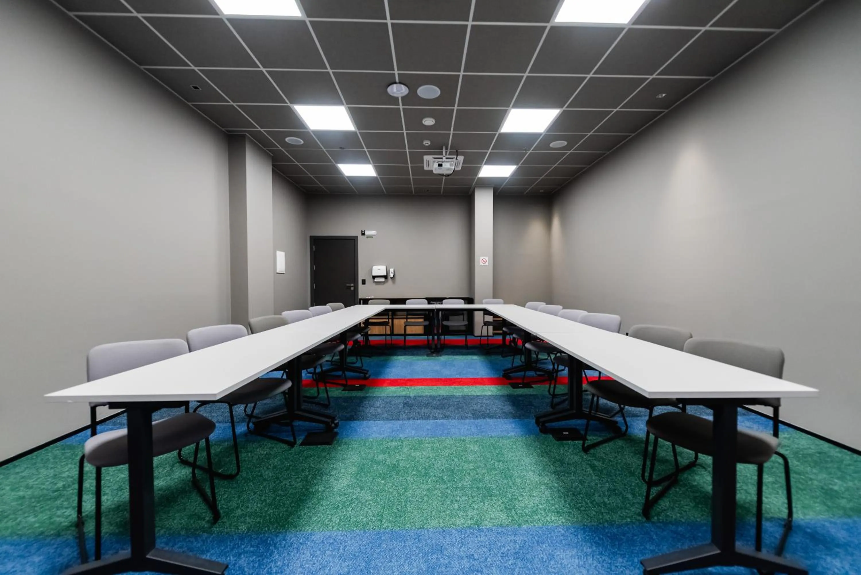 Meeting/conference room in ibis Tubarão