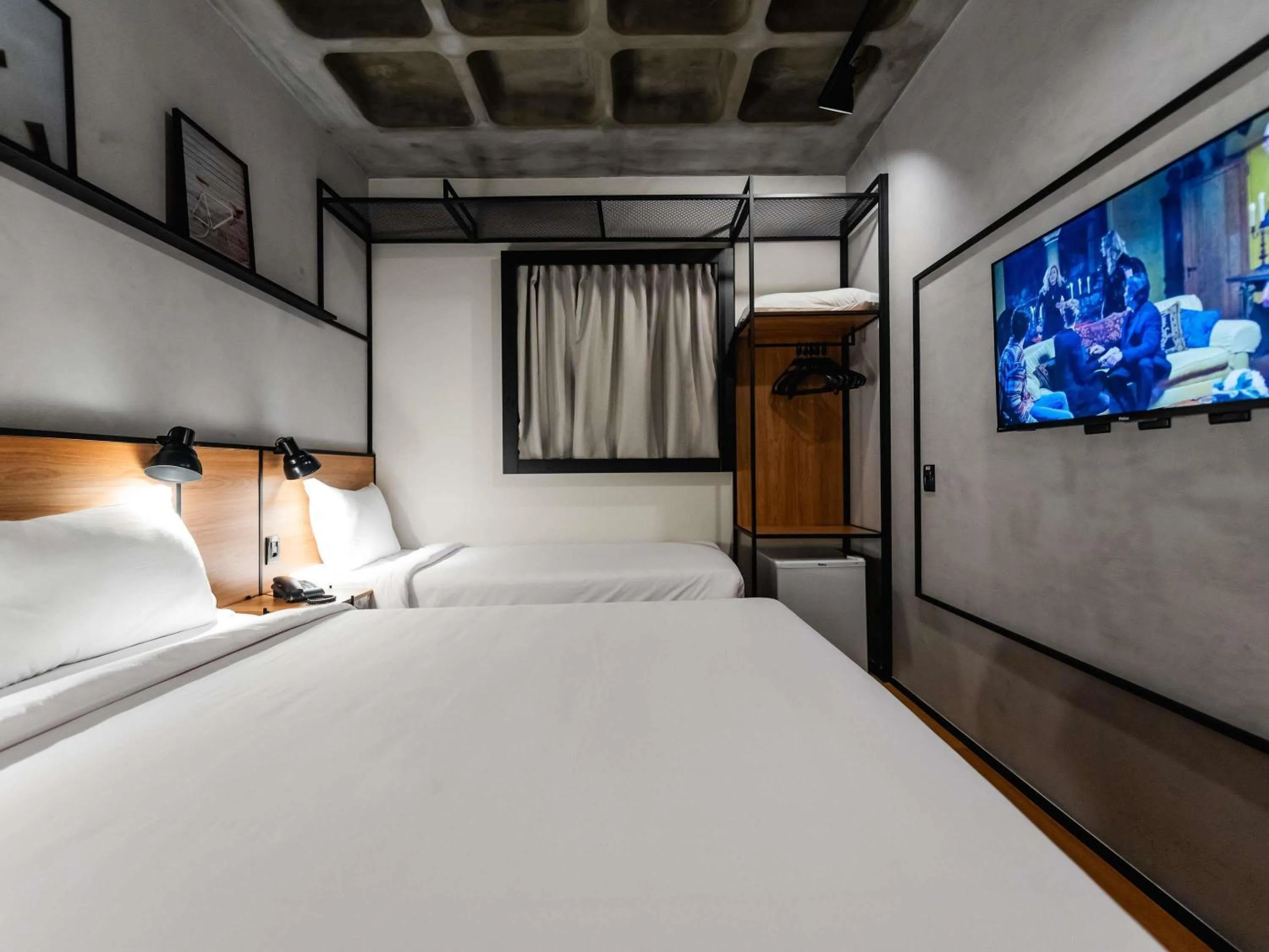 Bedroom, Bed in ibis Tubarão