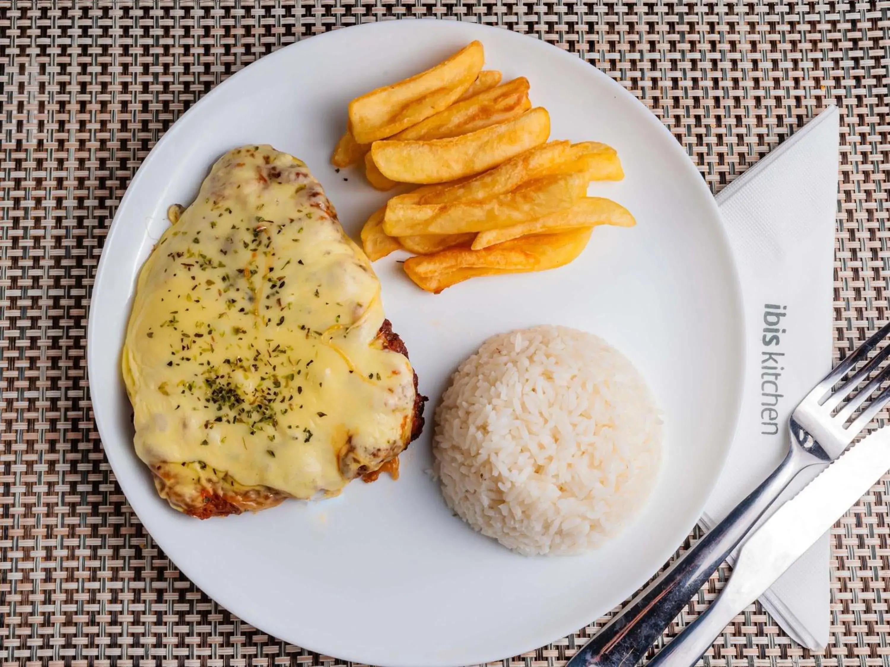 Restaurant/places to eat in ibis Tubarão Restaurant/places to eat in ibis Tubarão