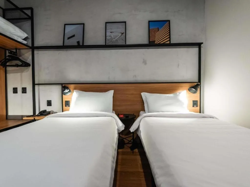 Bedroom, Bed in ibis Tubarão