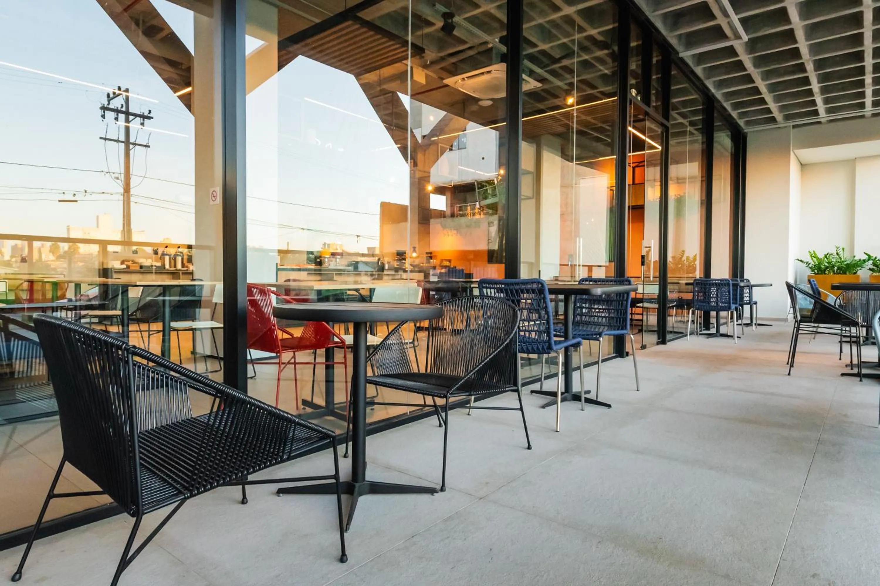 Restaurant/places to eat in ibis Tubarão