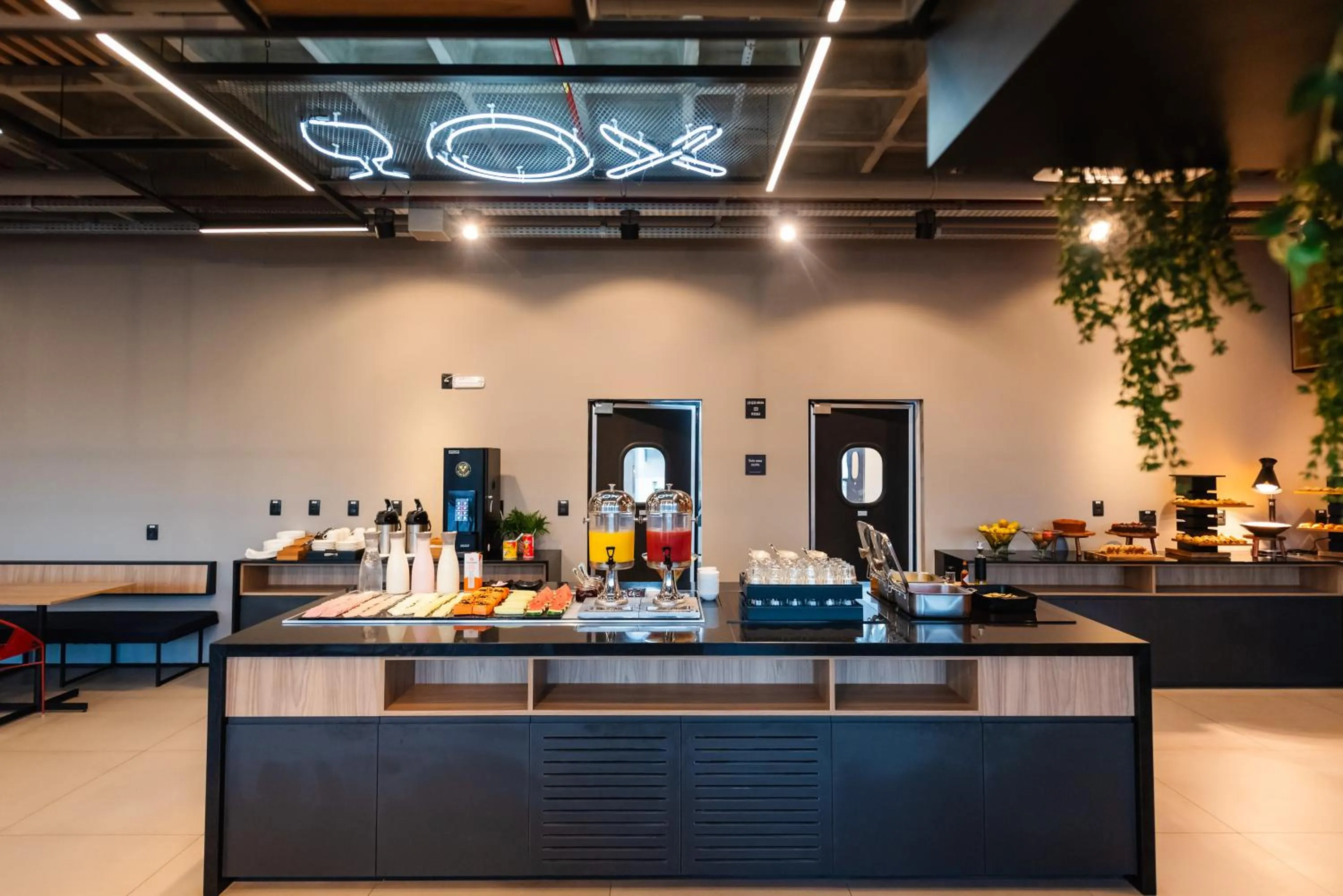 Food and drinks in ibis Tubarão