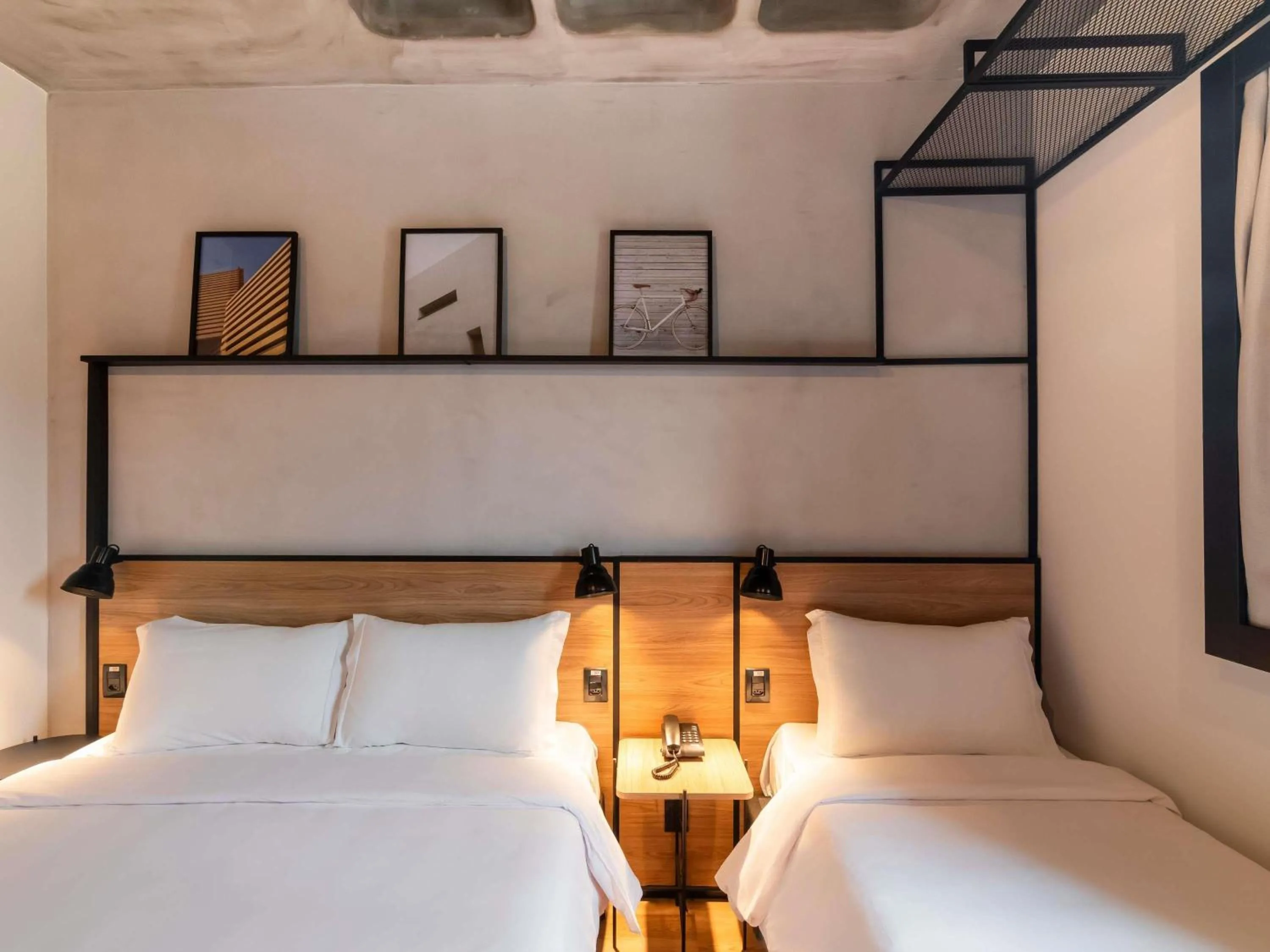 Property building, Bed in ibis Tubarão