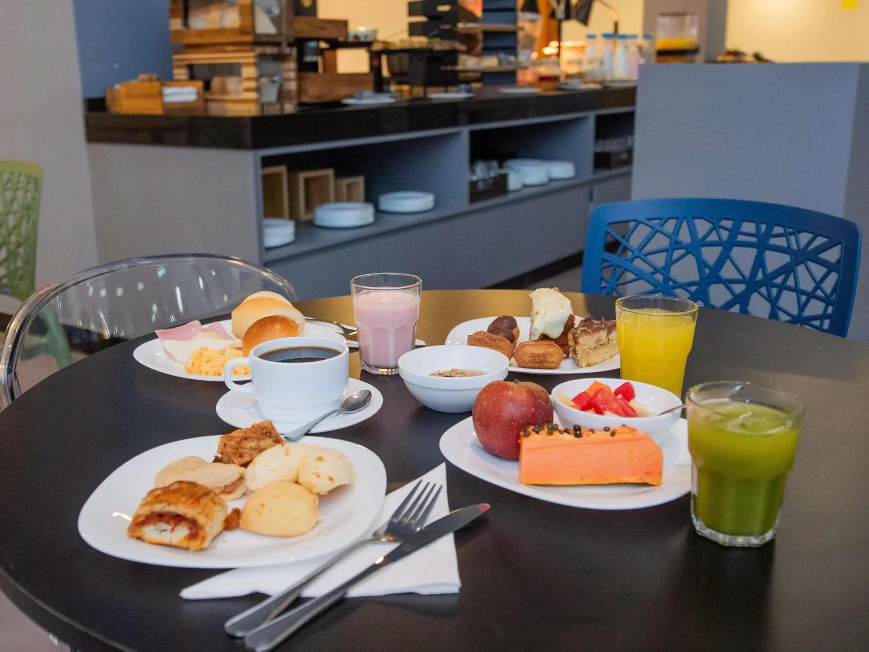 Restaurant/places to eat in ibis Styles Goiânia Shopping Estação Restaurant/places to eat in ibis Styles Goiânia Shopping Estação