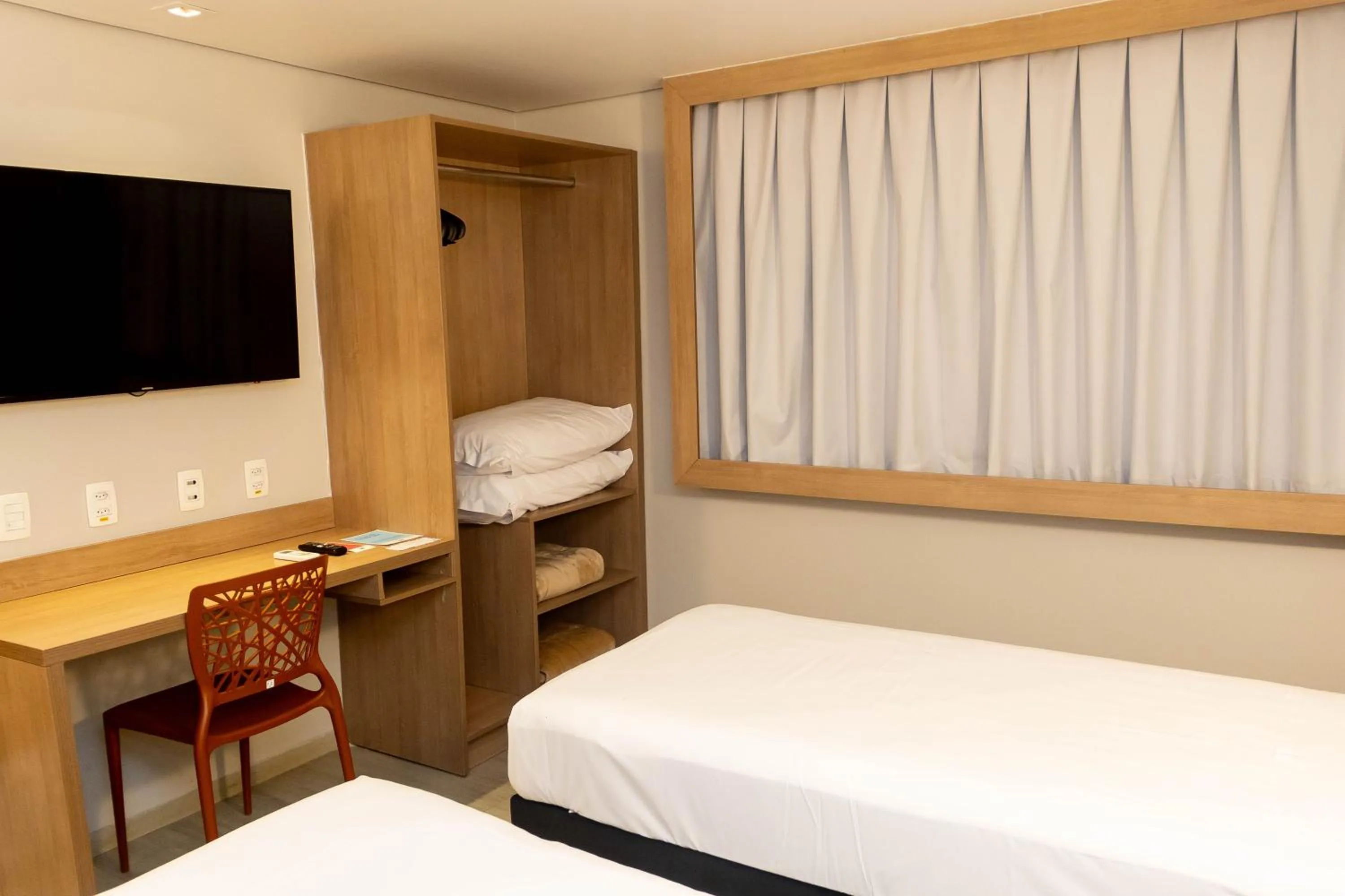 Bedroom, Bed in ibis Styles Goiânia Shopping Estação