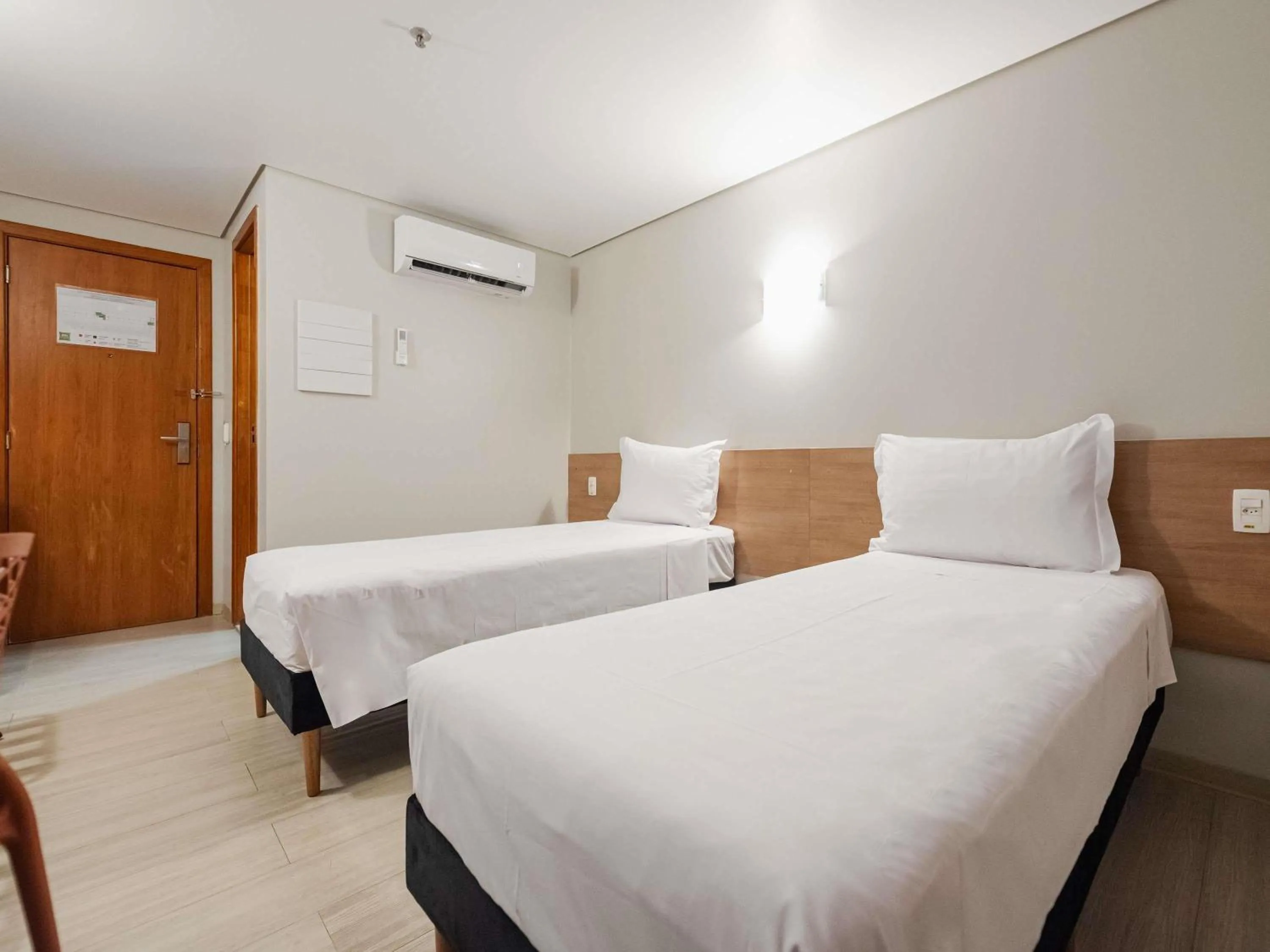 Bedroom, Bed in ibis Styles Goiânia Shopping Estação