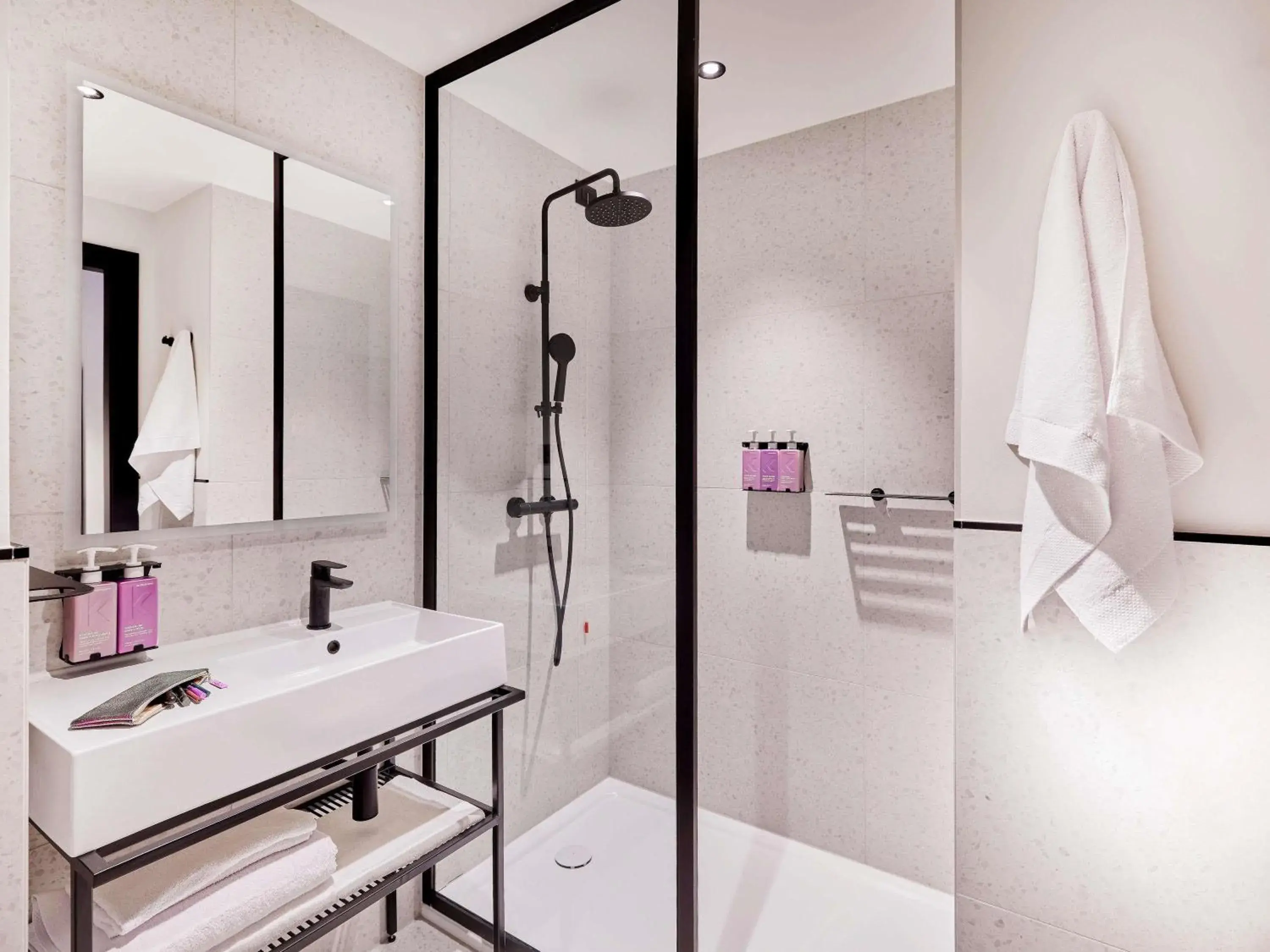 Bedroom in TRIBE Milano Malpensa Bedroom in TRIBE Milano Malpensa