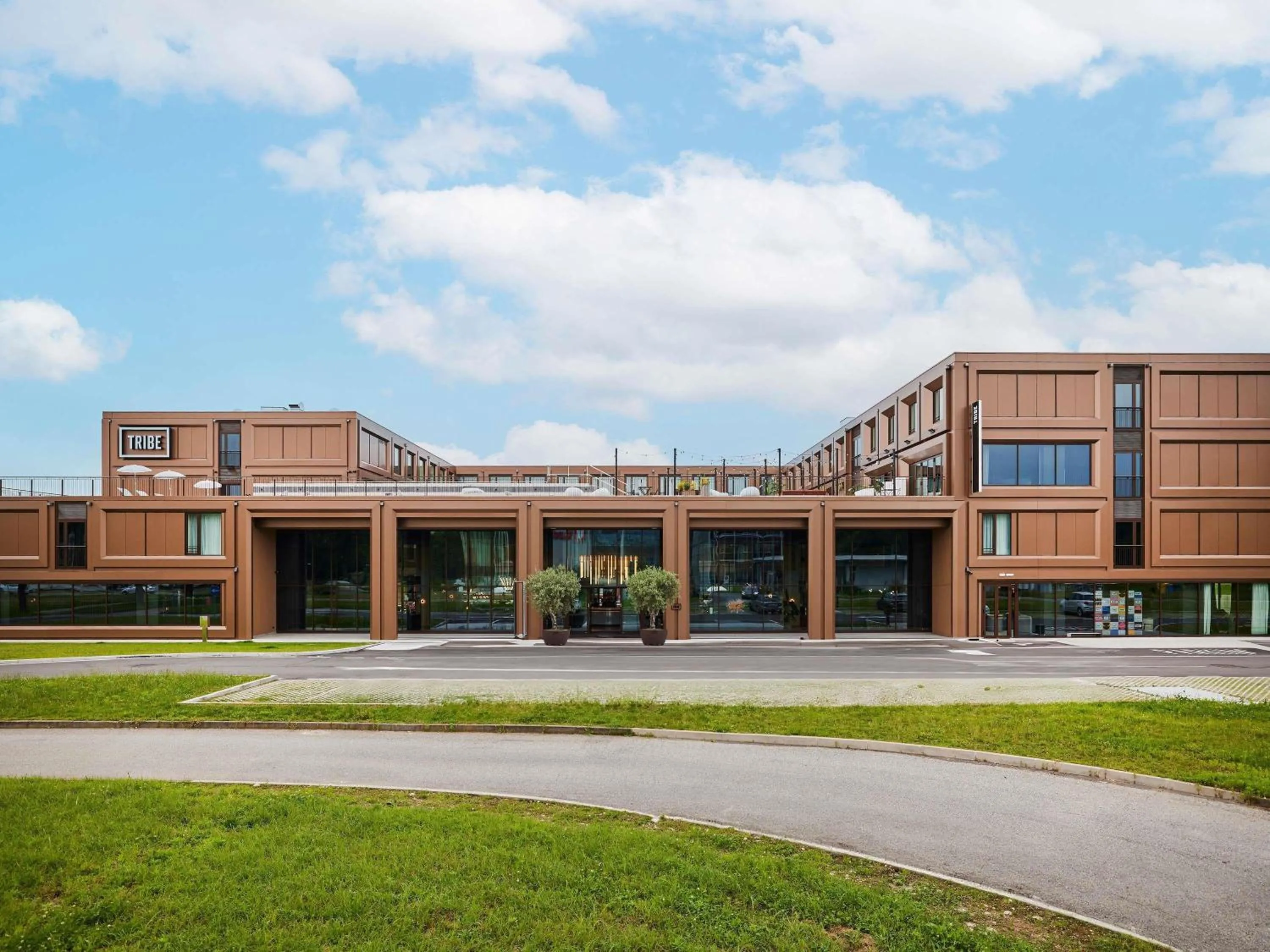 Property building in TRIBE Milano Malpensa