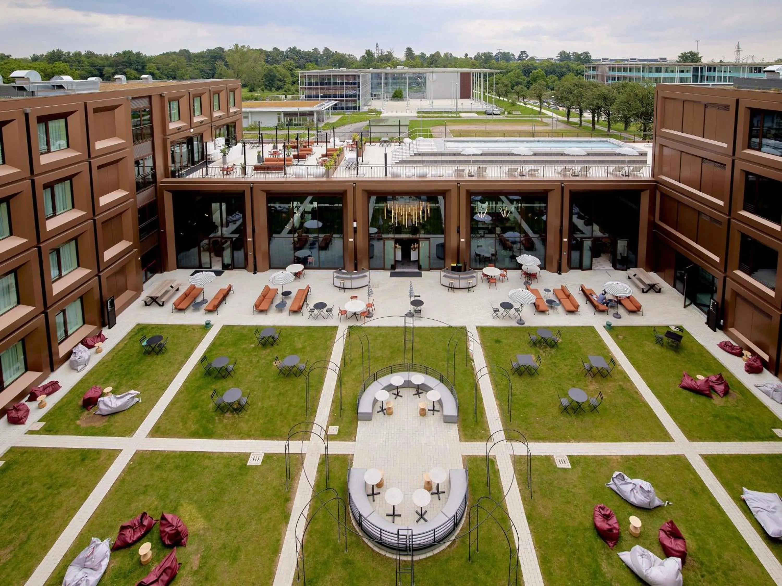 Lounge or bar in TRIBE Milano Malpensa