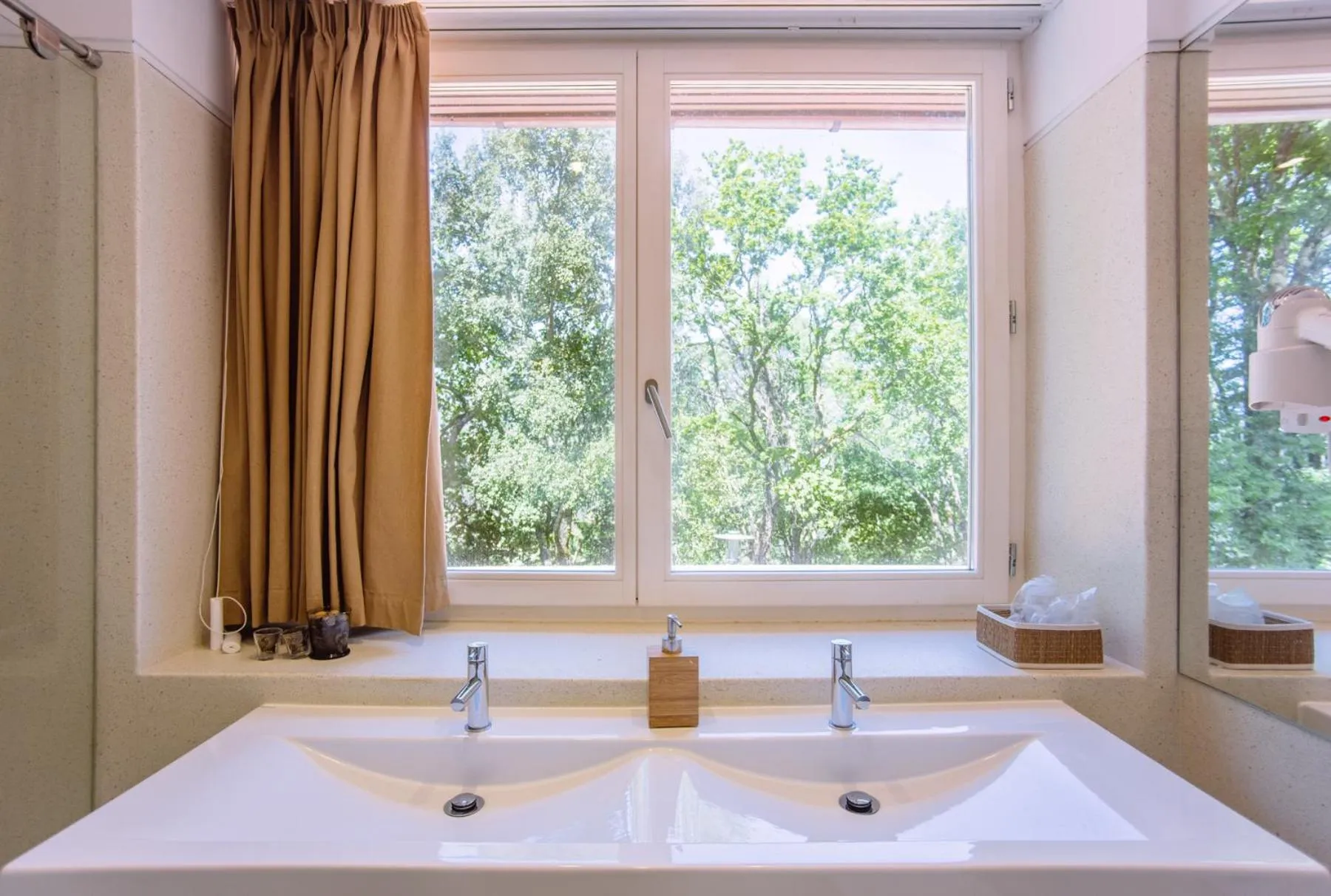 Bathroom in Hotel Rural Misarela