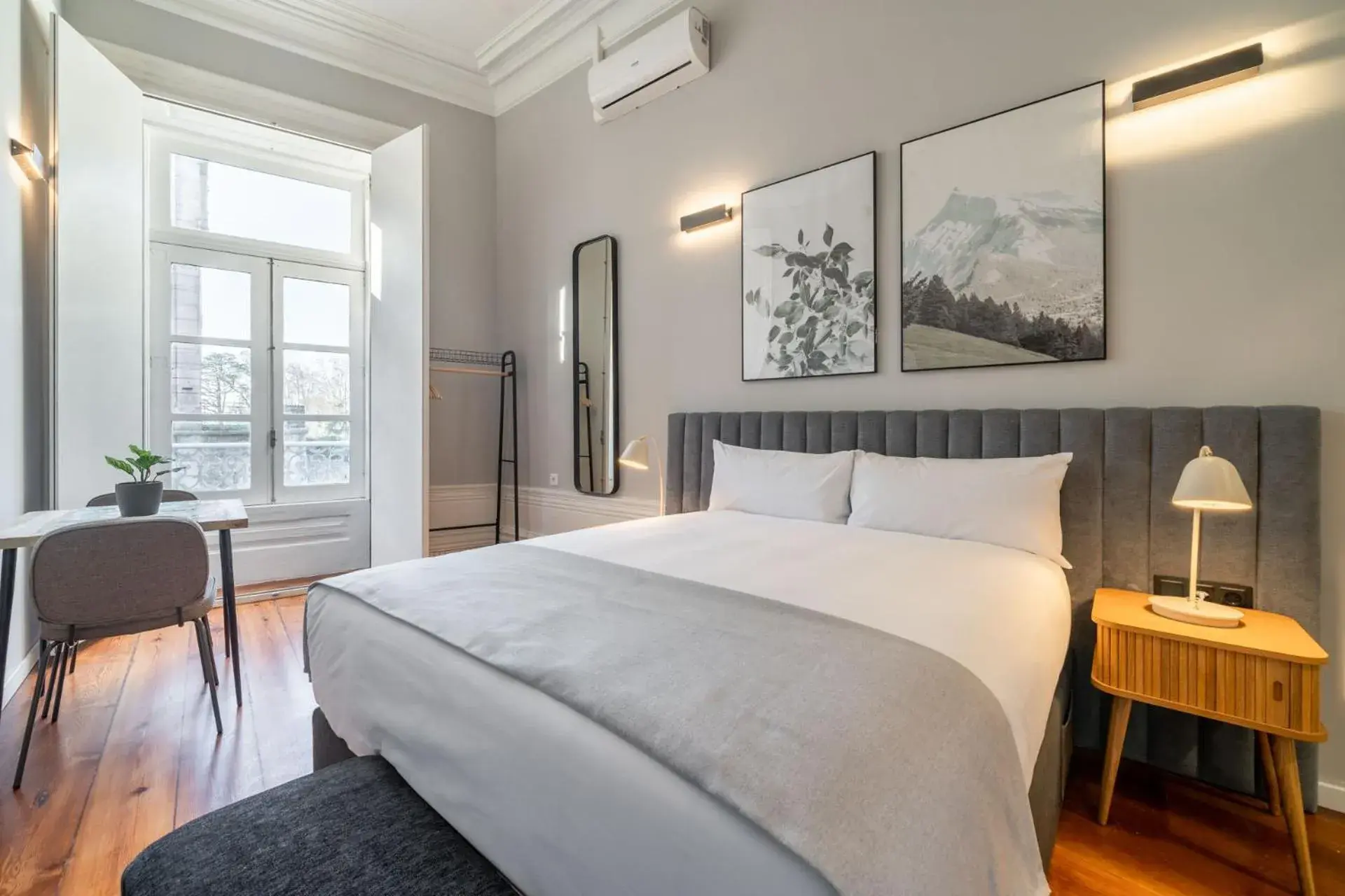 Studio in Limehome Porto Rua de Dom Manuel II Studio in Limehome Porto Rua de Dom Manuel II