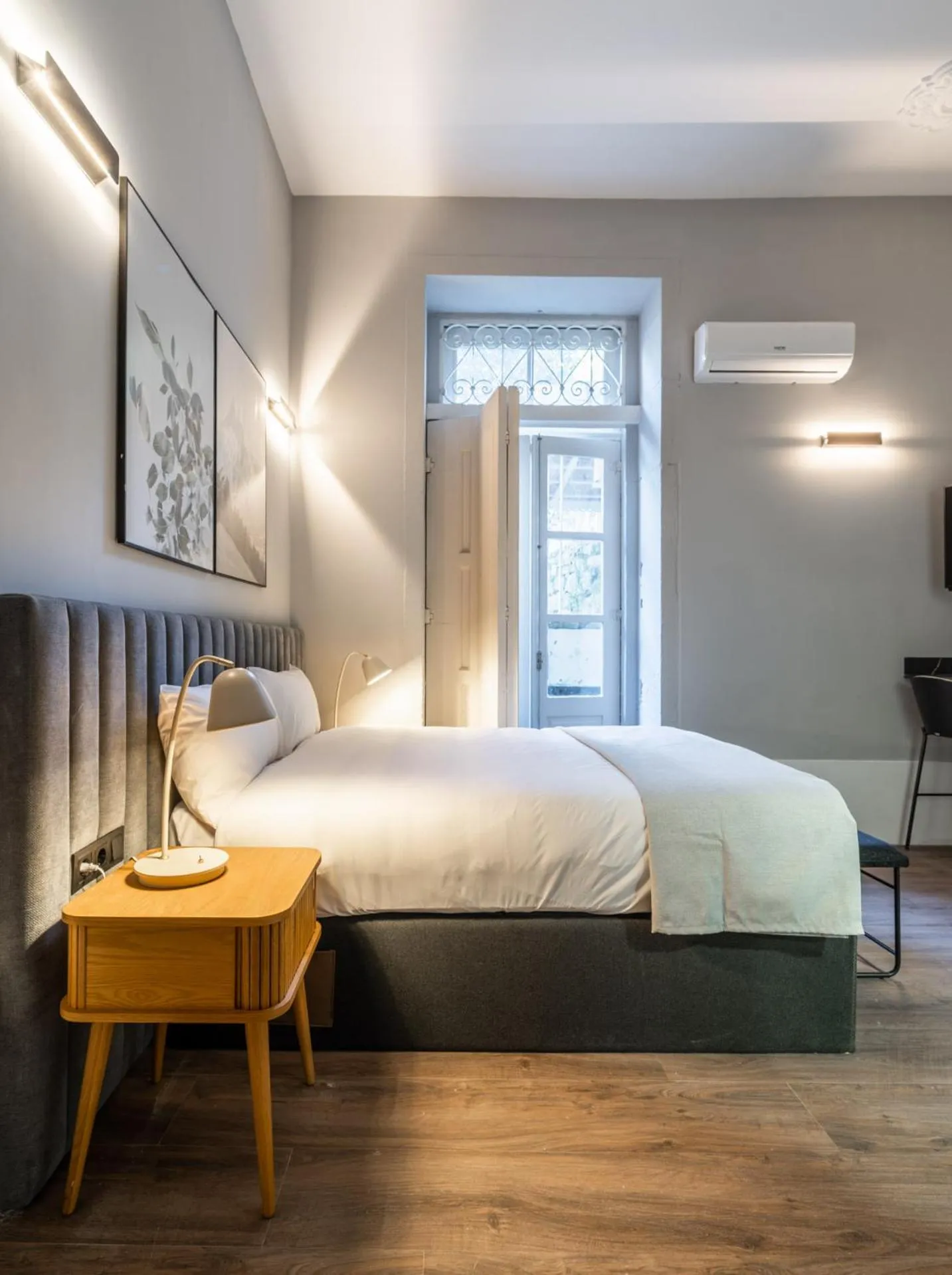 Bed in Limehome Porto Rua de Dom Manuel II