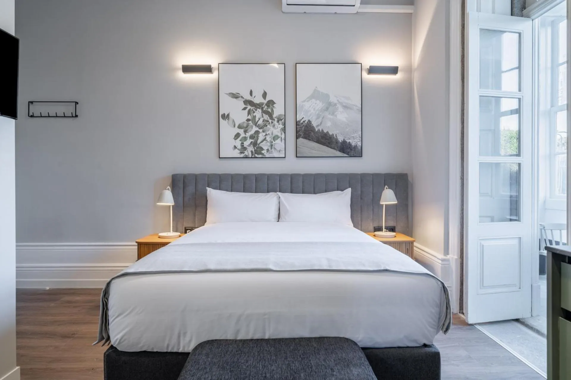 Bed in Limehome Porto Rua de Dom Manuel II