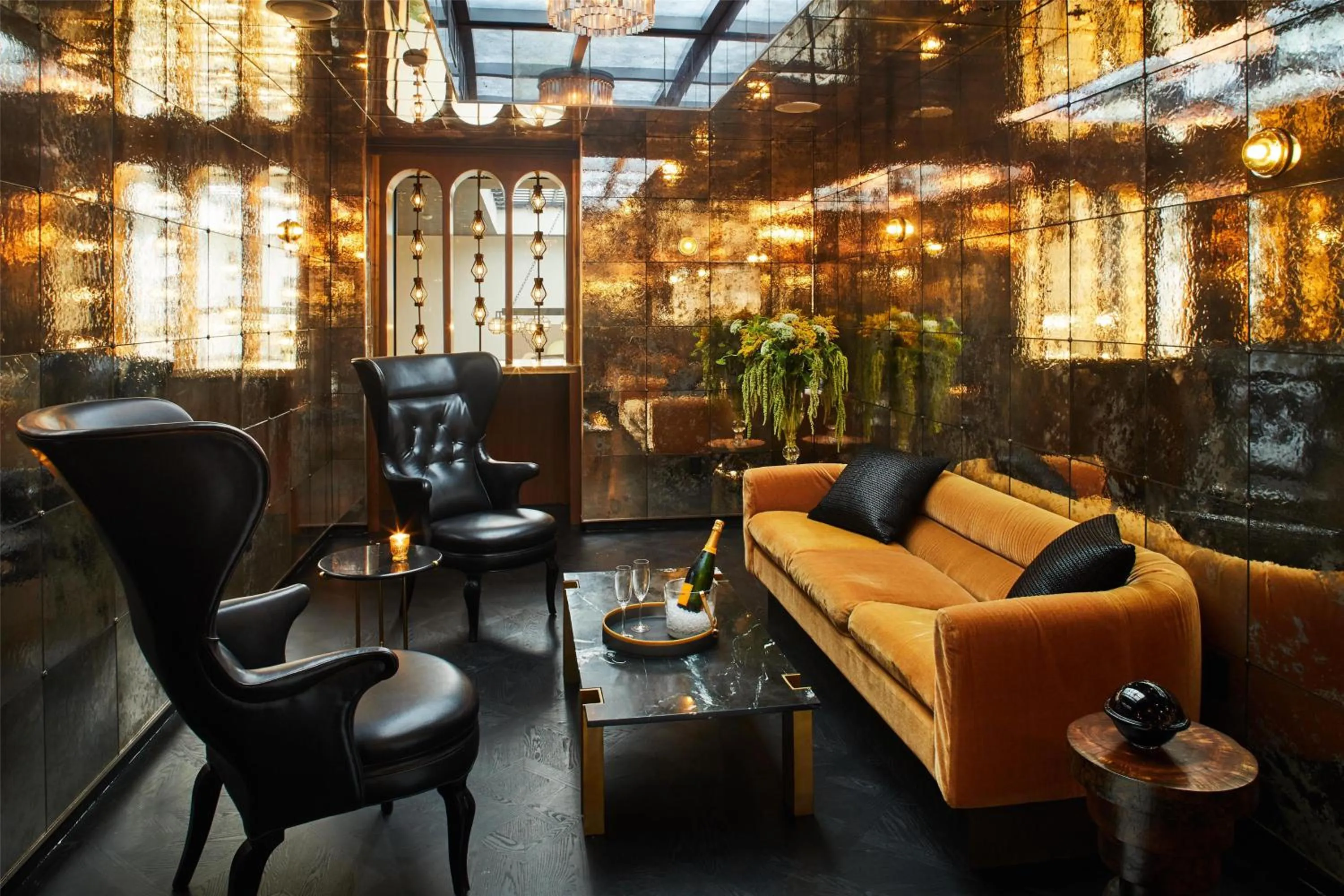 Meeting/conference room in Hotel Figueroa, Unbound Collection by Hyatt