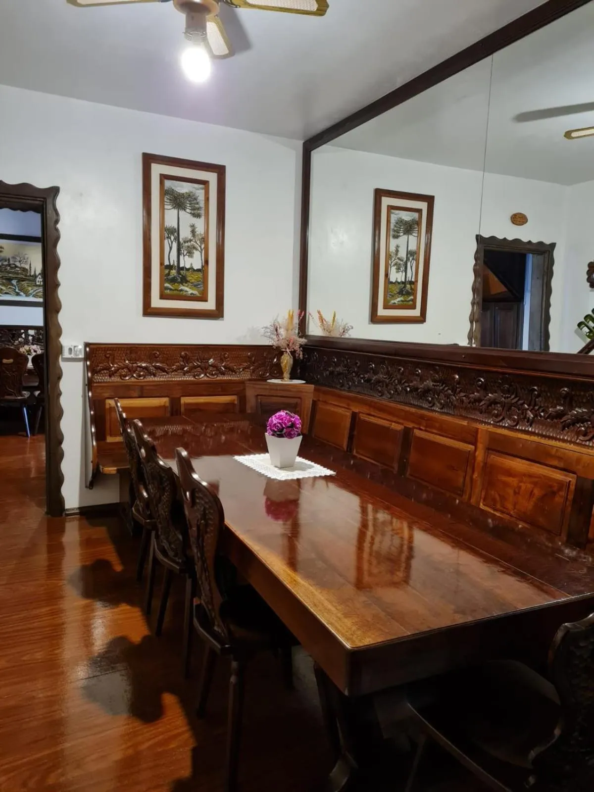 Restaurant/places to eat in Hotel Schneider