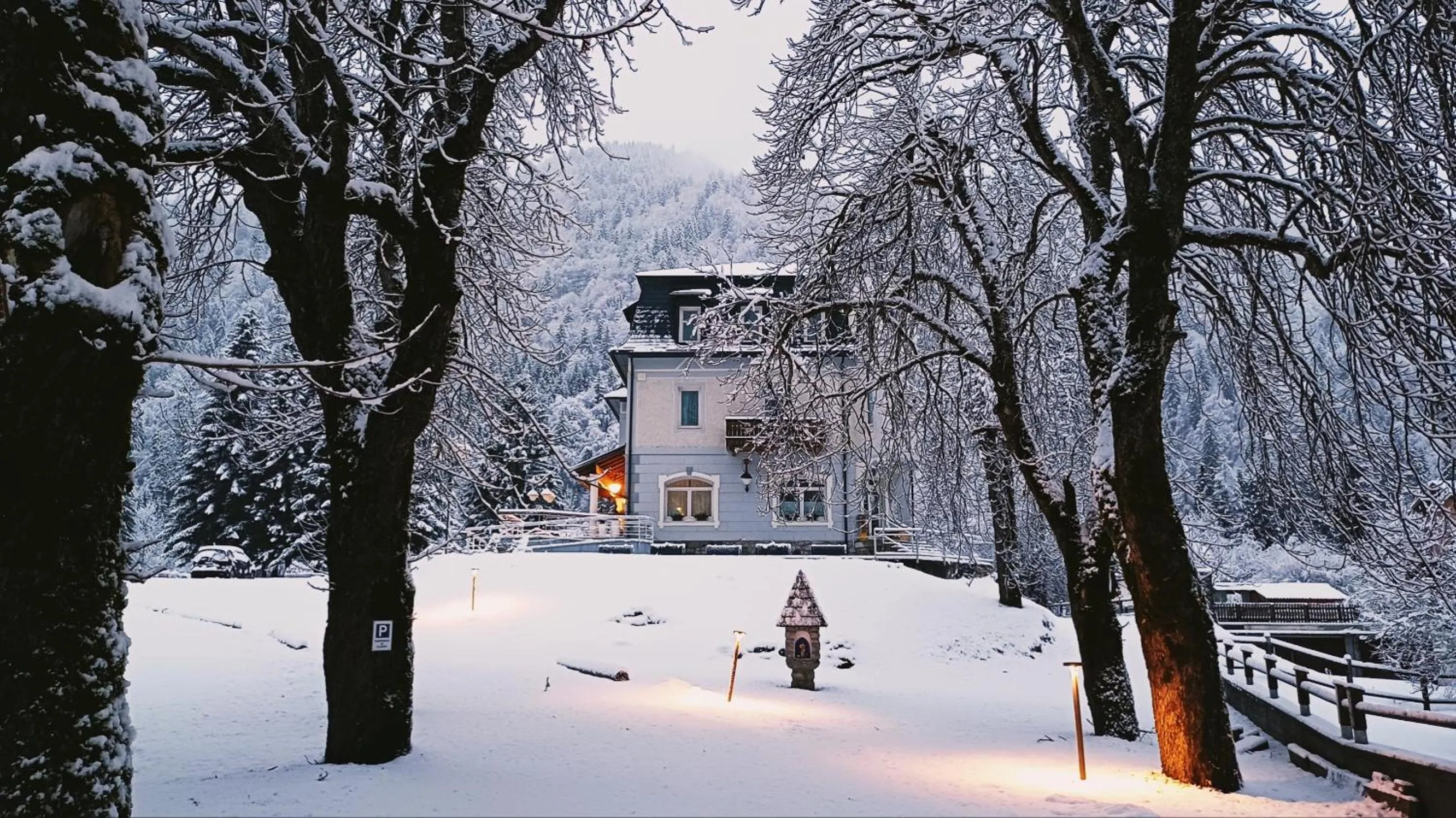 Property building in Hotel Saisera