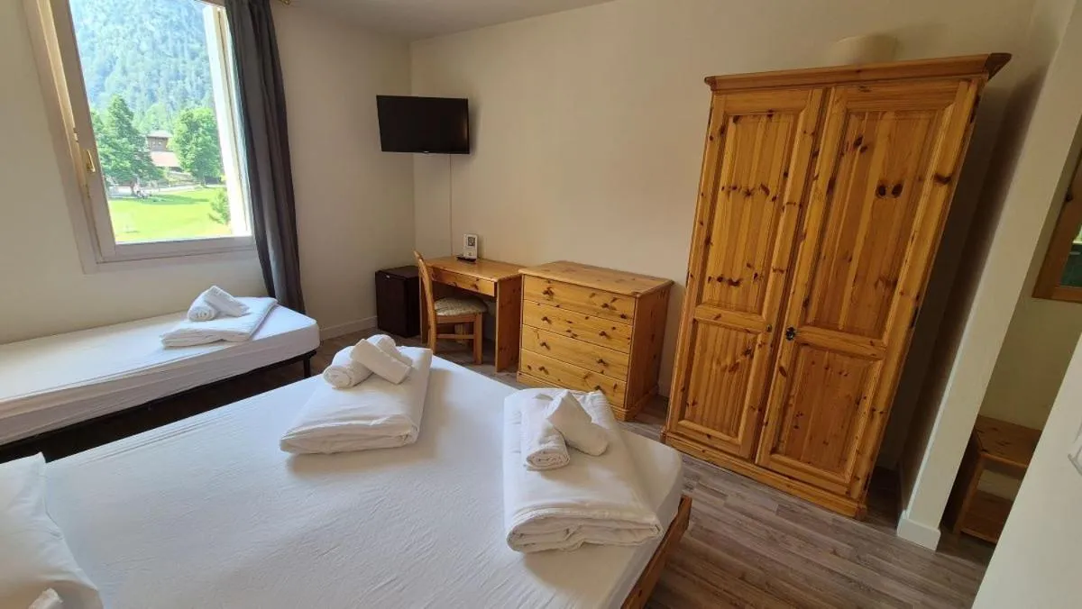 Bed in Hotel Saisera