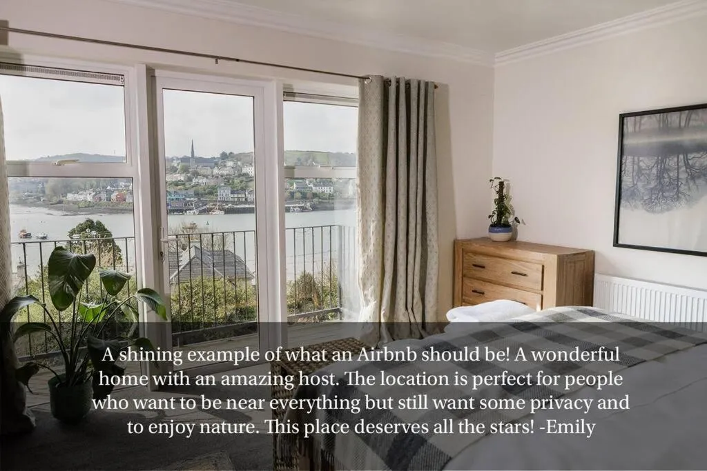 Luxury Waterfront House