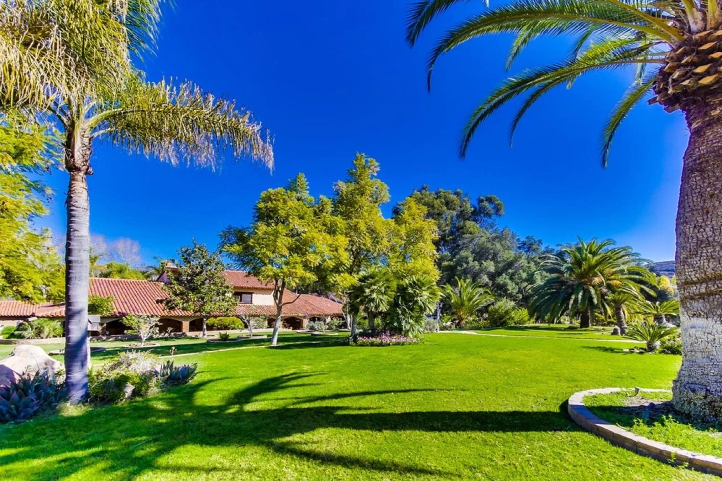 Area and facilities in Vineyard Hacienda