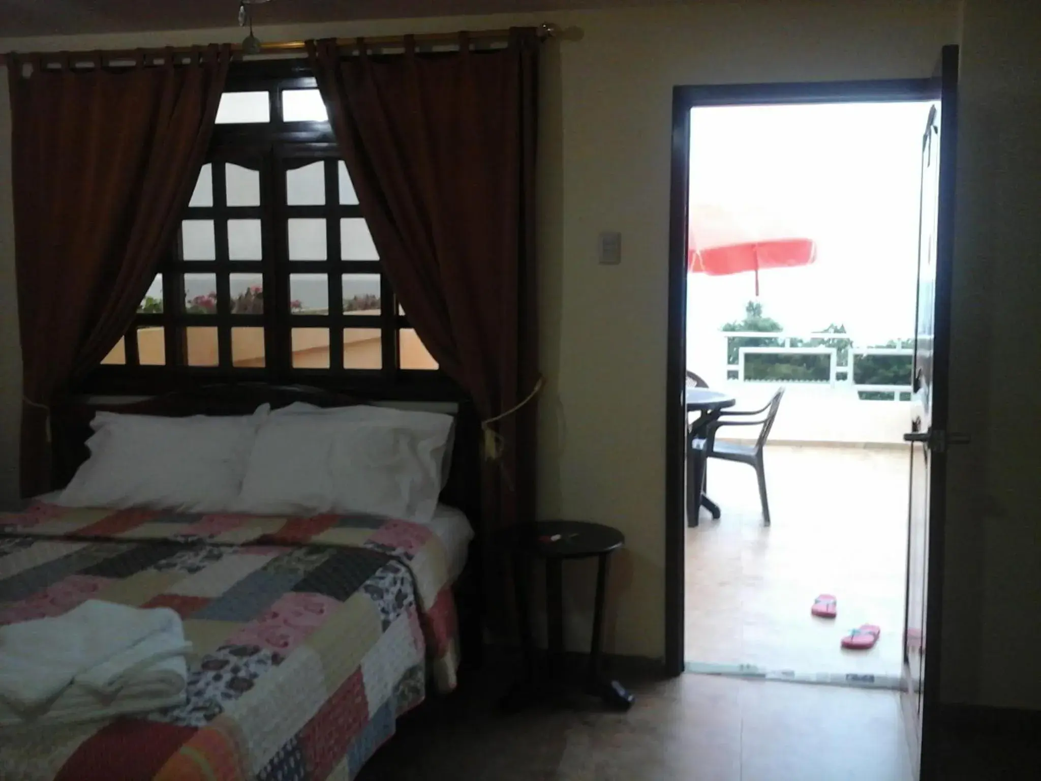 Queen Room with Sea View - single occupancy in Puerta Sol Inn Queen Room with Sea View - single occupancy in Puerta Sol Inn
