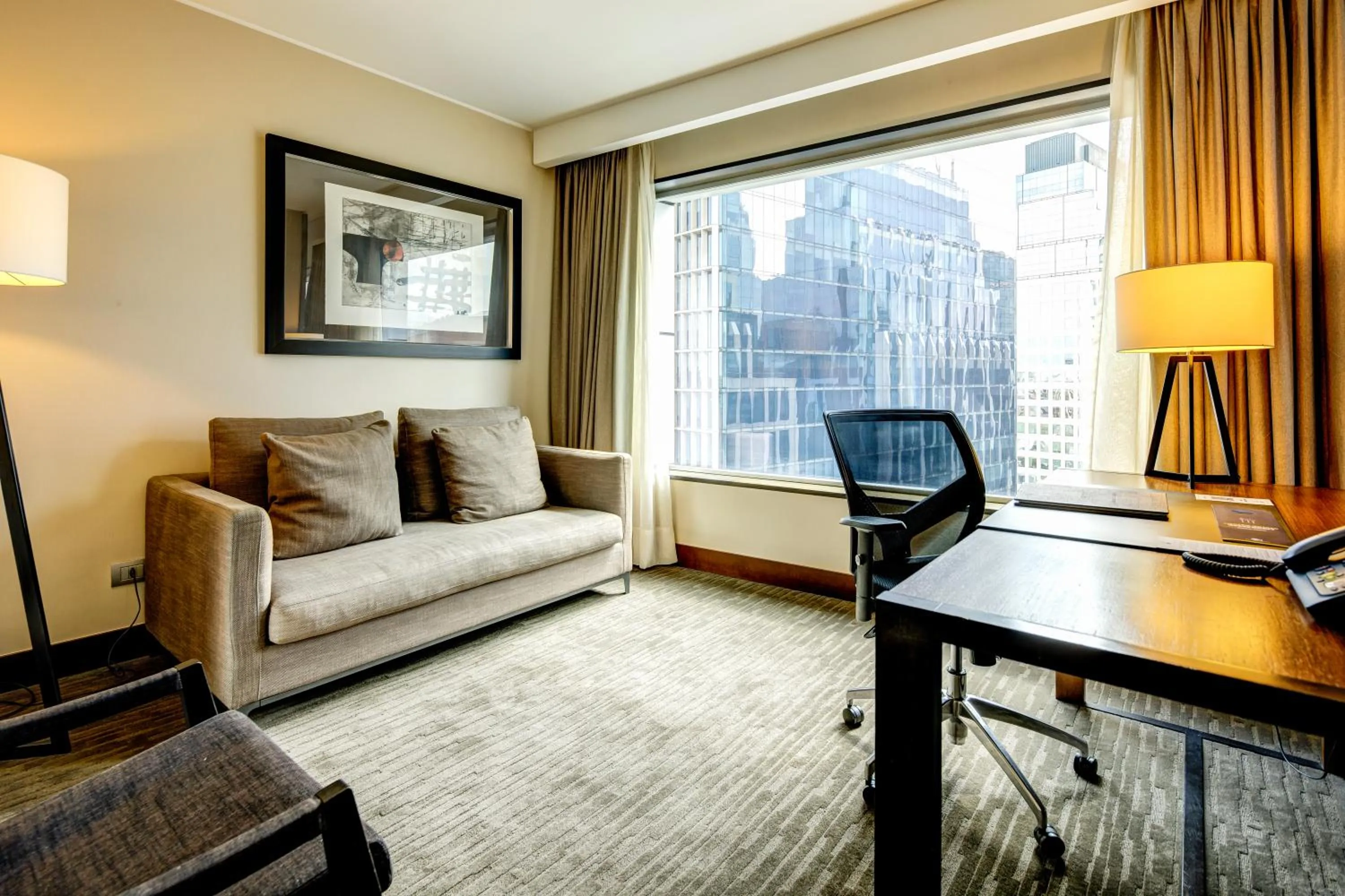 Living room in DoubleTree by Hilton Santiago - Vitacura