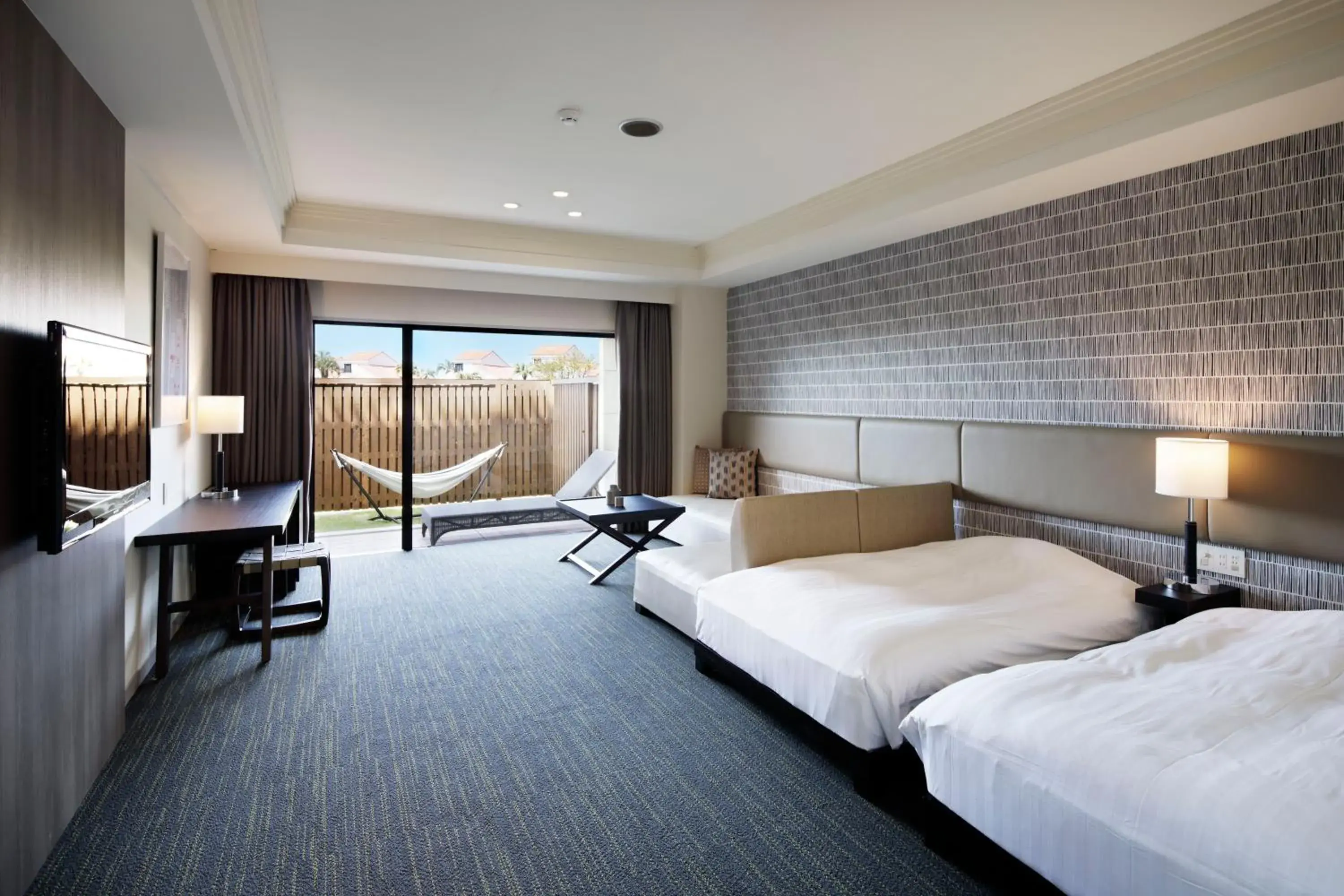 Bed in i + Land Nagasaki Bed in i + Land Nagasaki