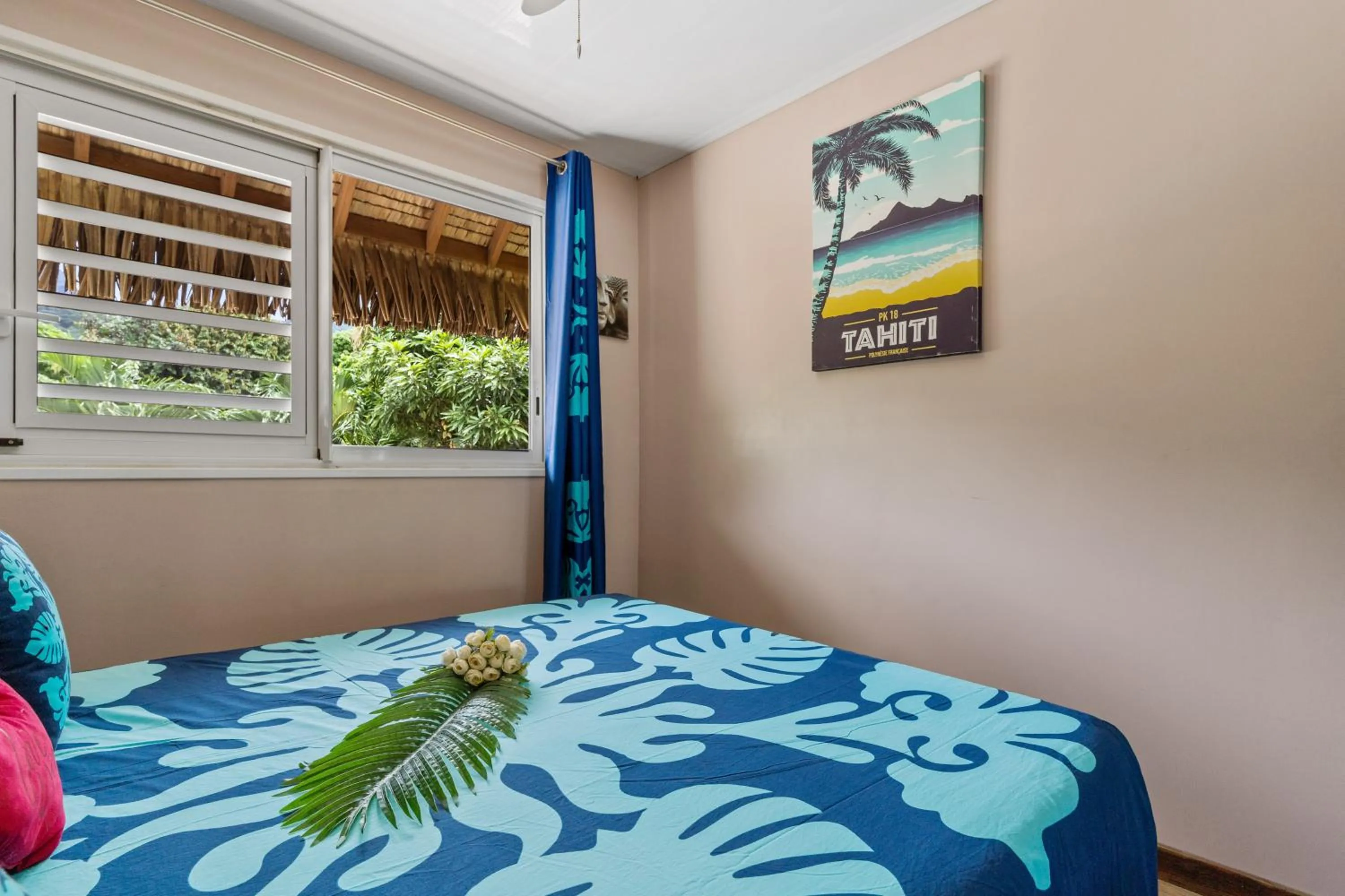 Bed in Fare Oaoa Haapiti