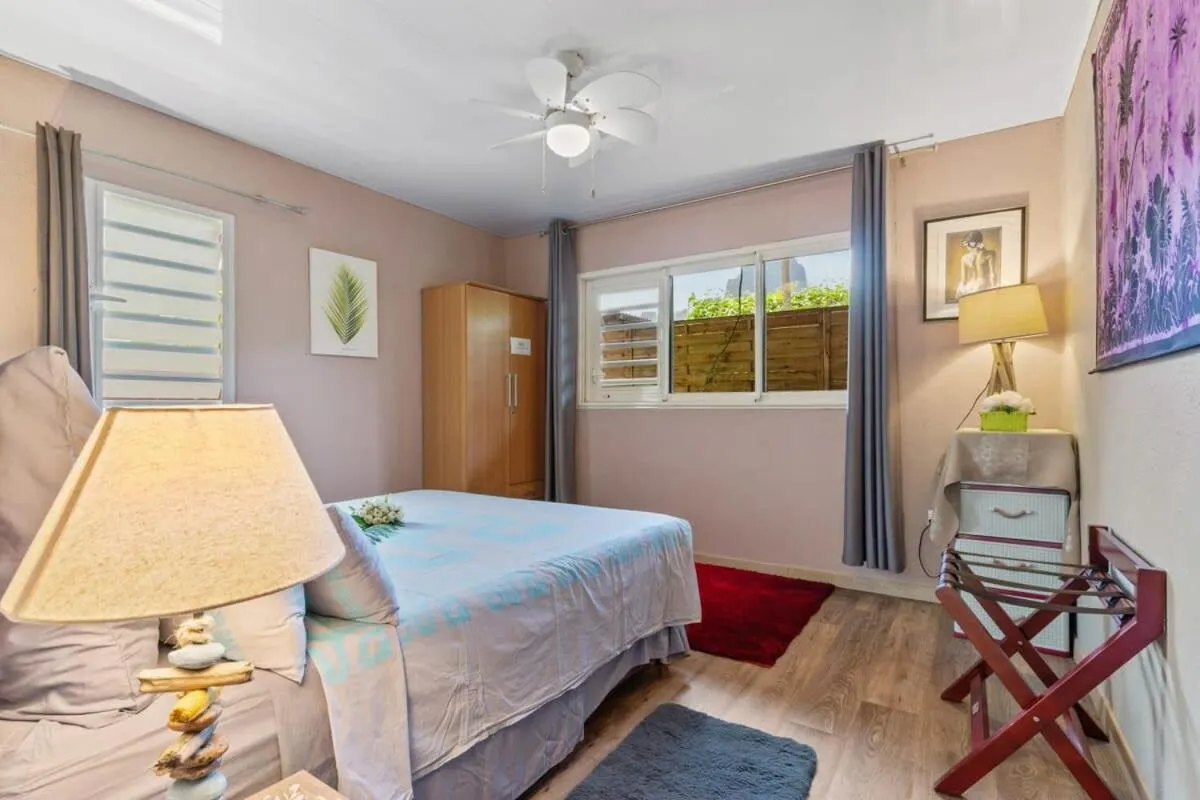 Bed in Fare Oaoa Haapiti