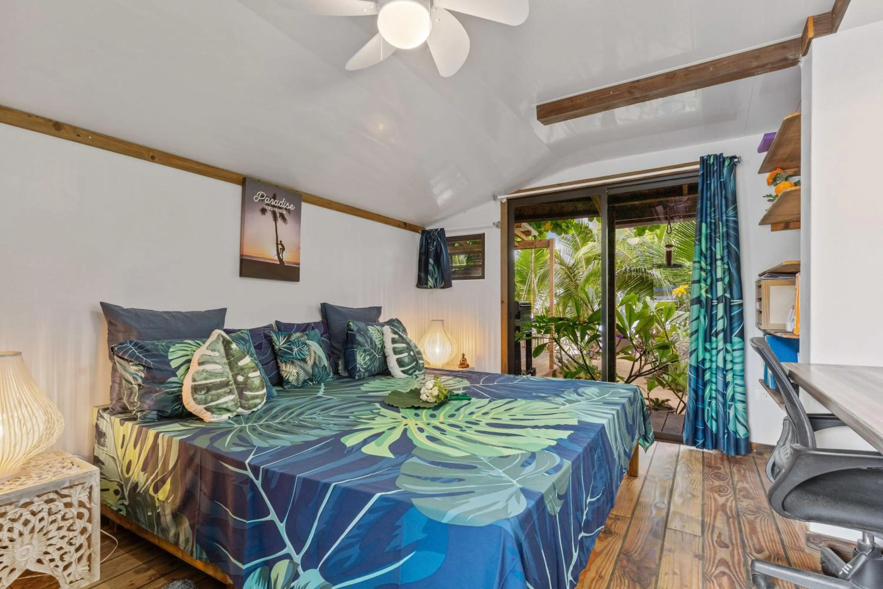 Bed in Fare Oaoa Haapiti