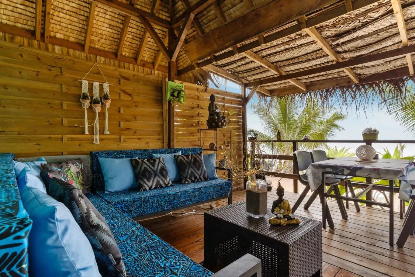 Fare Oaoa Haapiti Fare Oaoa Haapiti