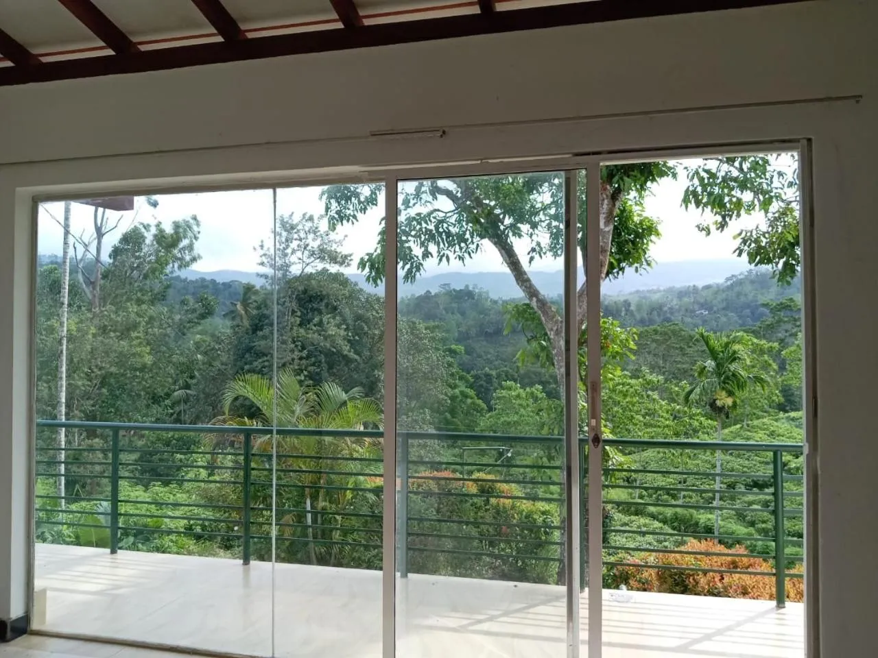 Rainforest Lodge, Deniyaya singheraja
