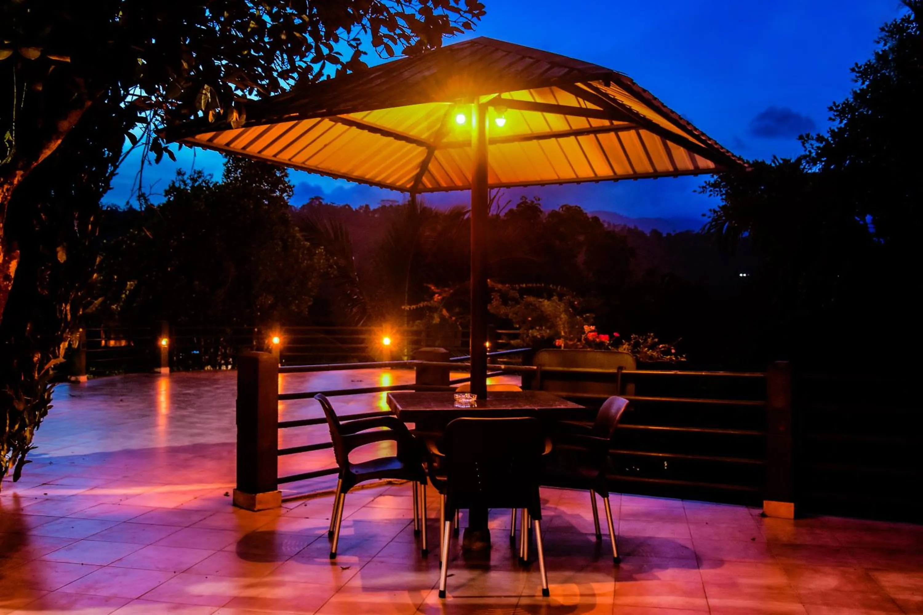 Rainforest Lodge, Deniyaya singheraja
