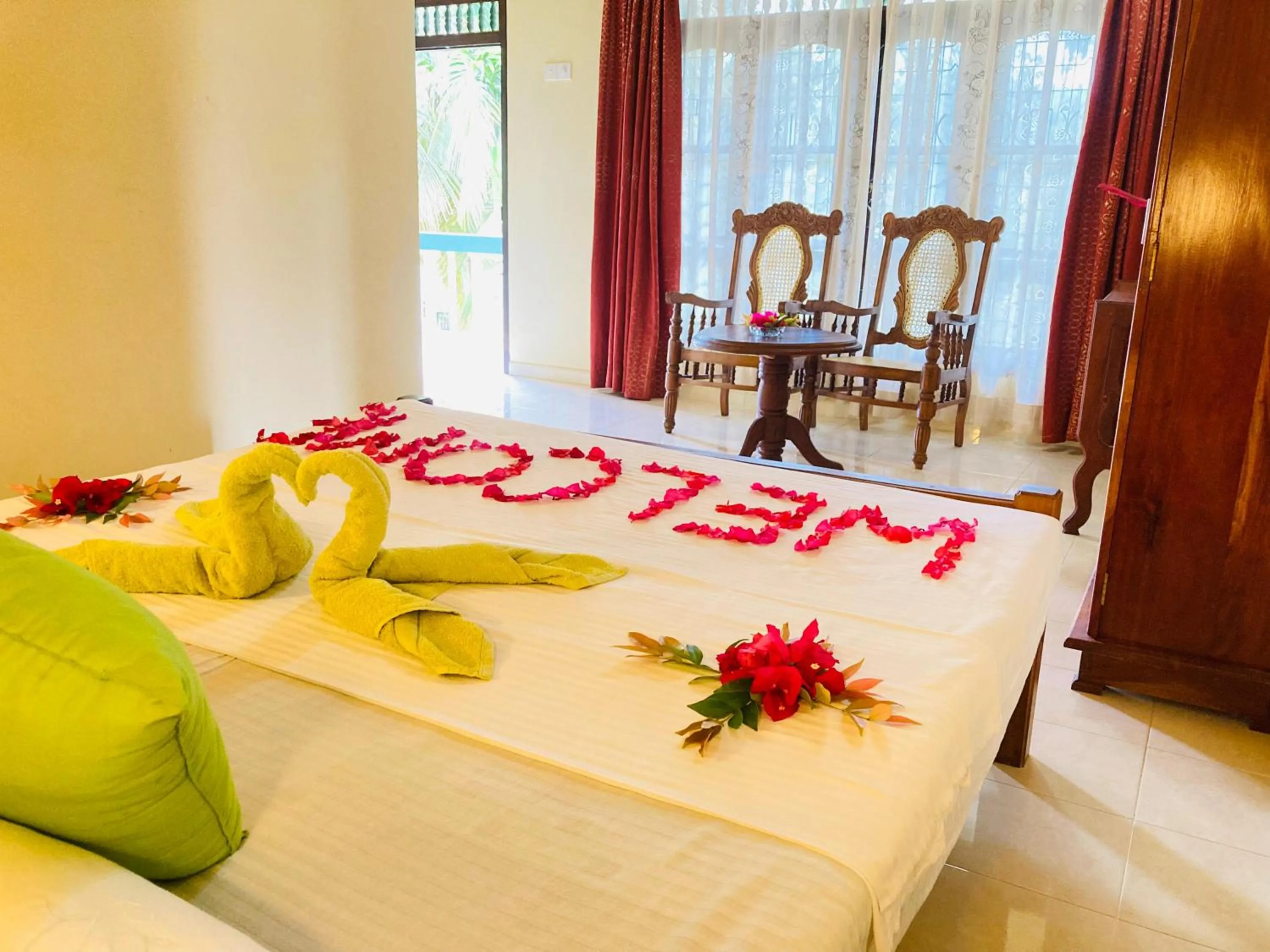 Bed in Rainforest Lodge, Deniyaya singheraja