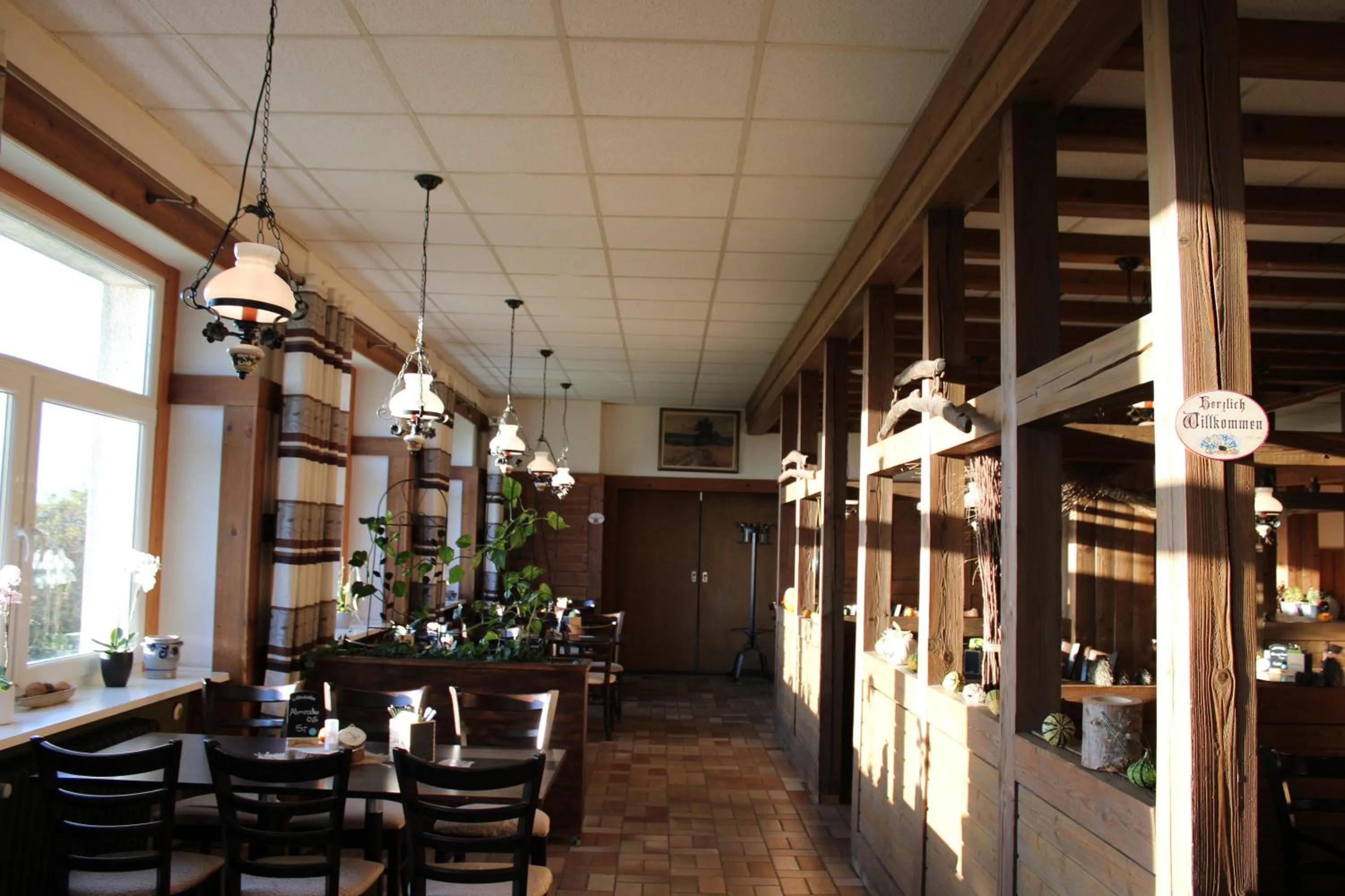 Restaurant/places to eat in Berggasthof Hoherodskopf