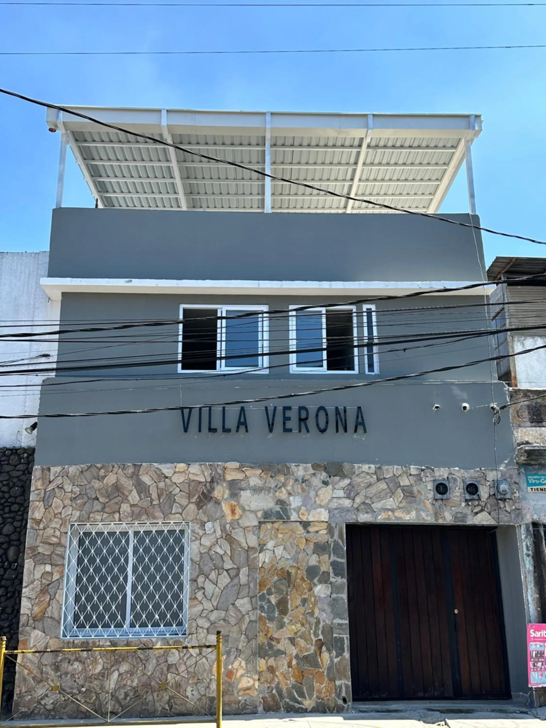 Property building in Villa Verona