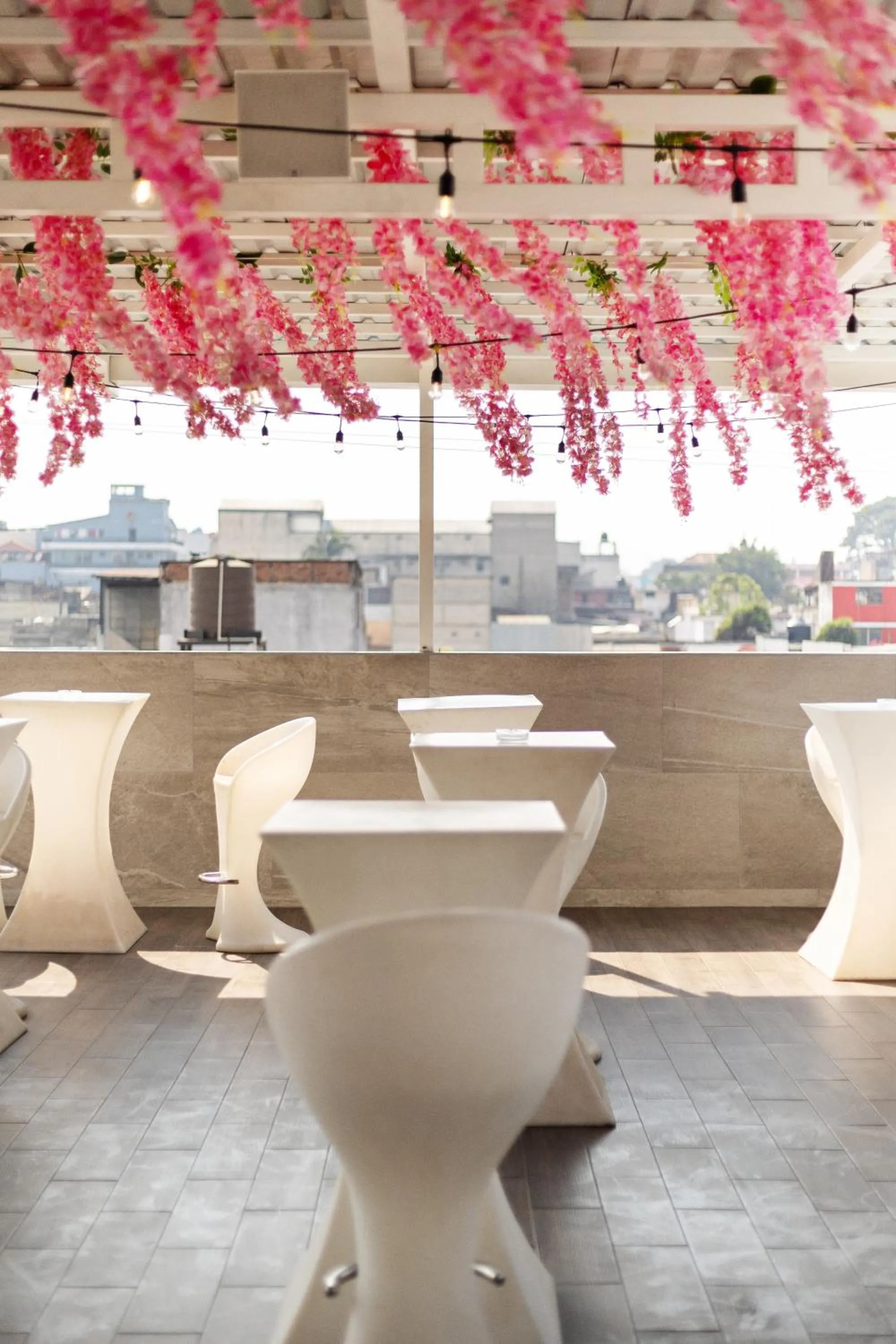 Restaurant/places to eat in Villa Verona