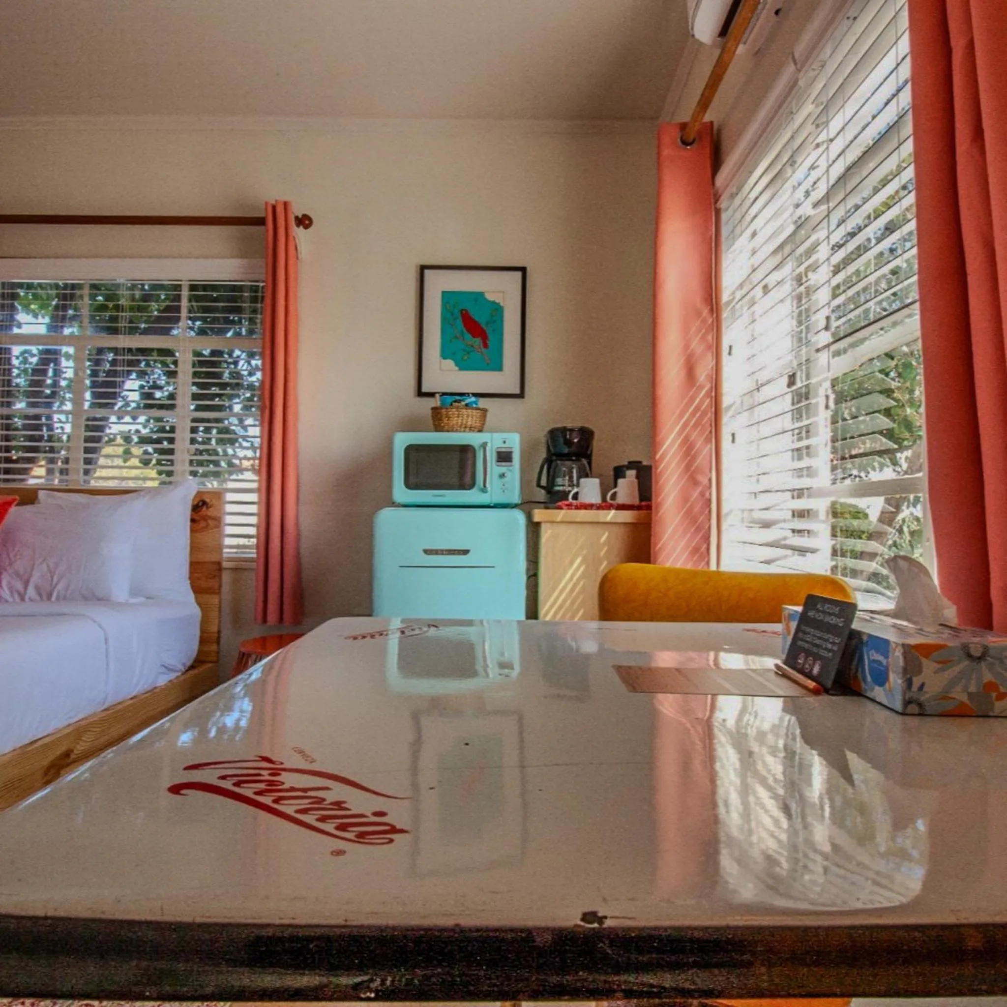 Photo of the whole room in Antelope Lodge