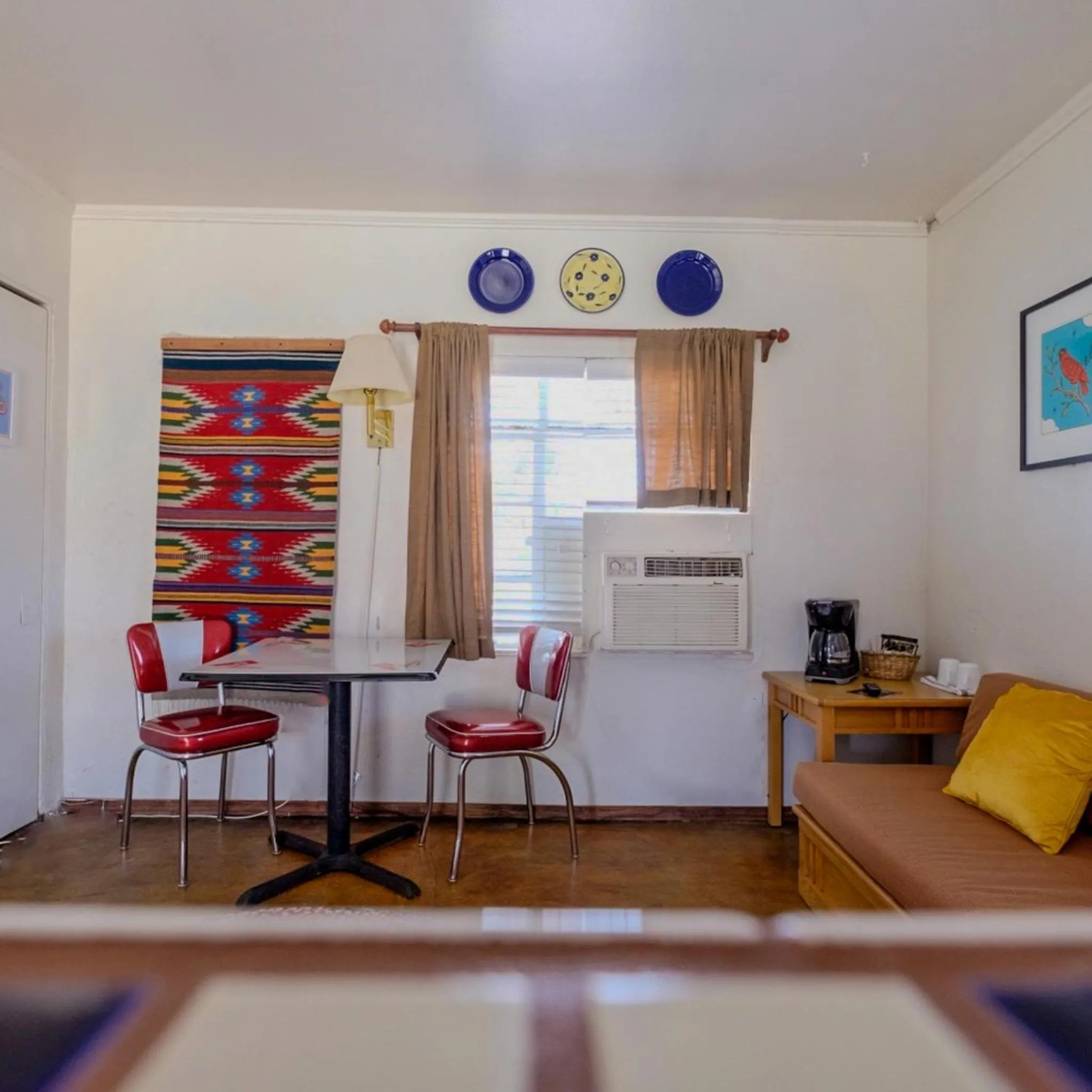 Seating area in Antelope Lodge