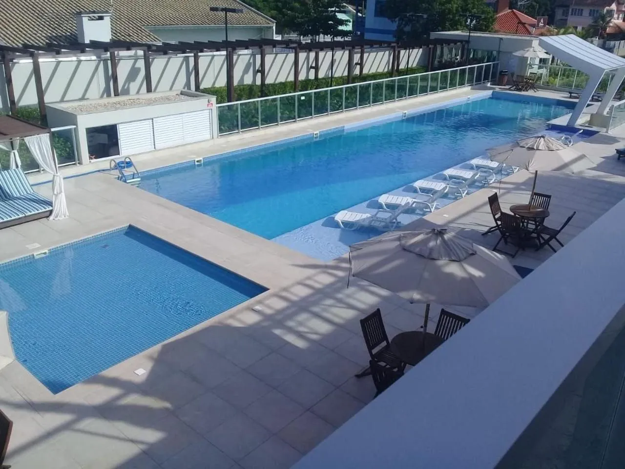 Swimming pool in Velutti Prime View: Frente Mar