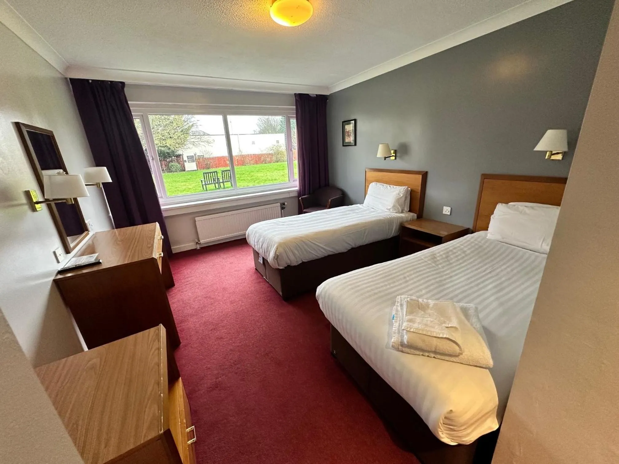 Family, Bed in Sporting Lodge Inn Middlesbrough